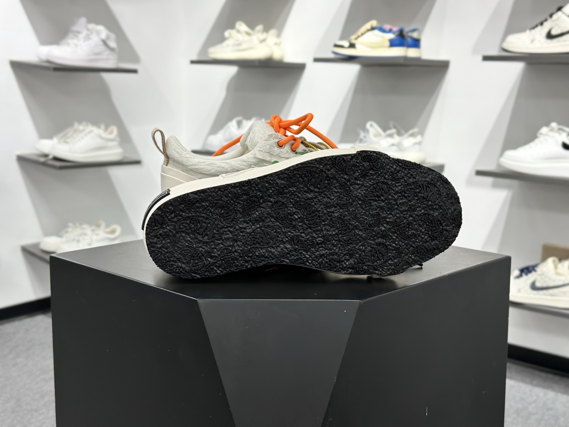 xVESSEL 雪花酥 美式 多巴胺 解构主义 街头风 撞色绑带 低帮 帆布鞋 男女同款 S24X36