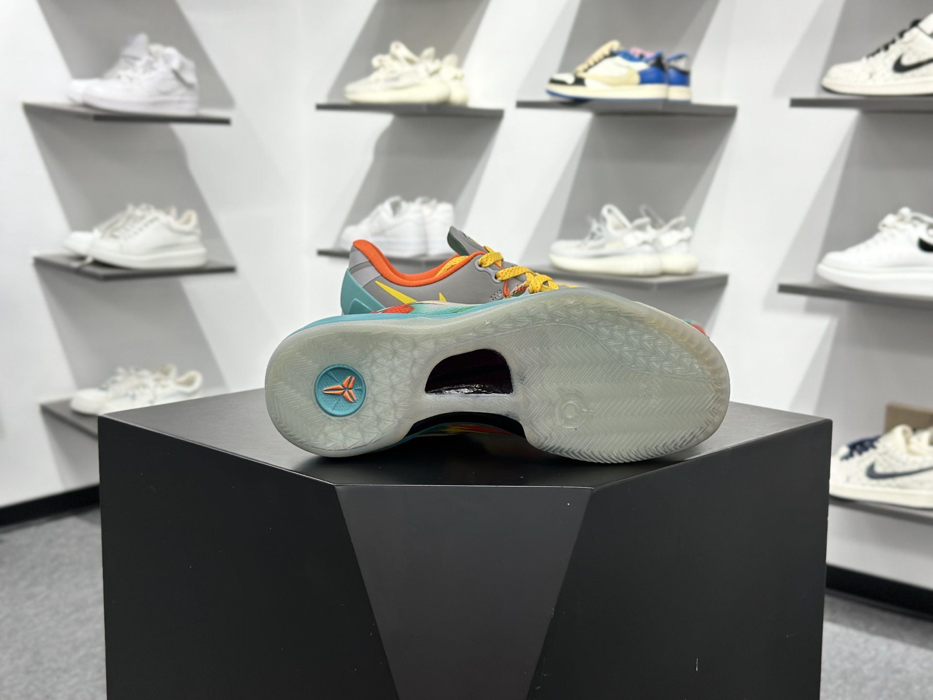 Nike KOBE VIII PROTRO VIII 8 耐克 科比8代系列 低帮复刻实战运动低帮文化篮球鞋-Top High Quatity Cheap Sneakers Fashion Clothing Clothes Bags handbags Shoes of all Brand wholesale With The best Quality And Beautiful Price from China Factory Chinese suppliers wholesaler seller Nike KOBE VIII PROTRO VIII 8 耐克 科比8代系列 低帮复刻实战运动低帮文化篮球鞋