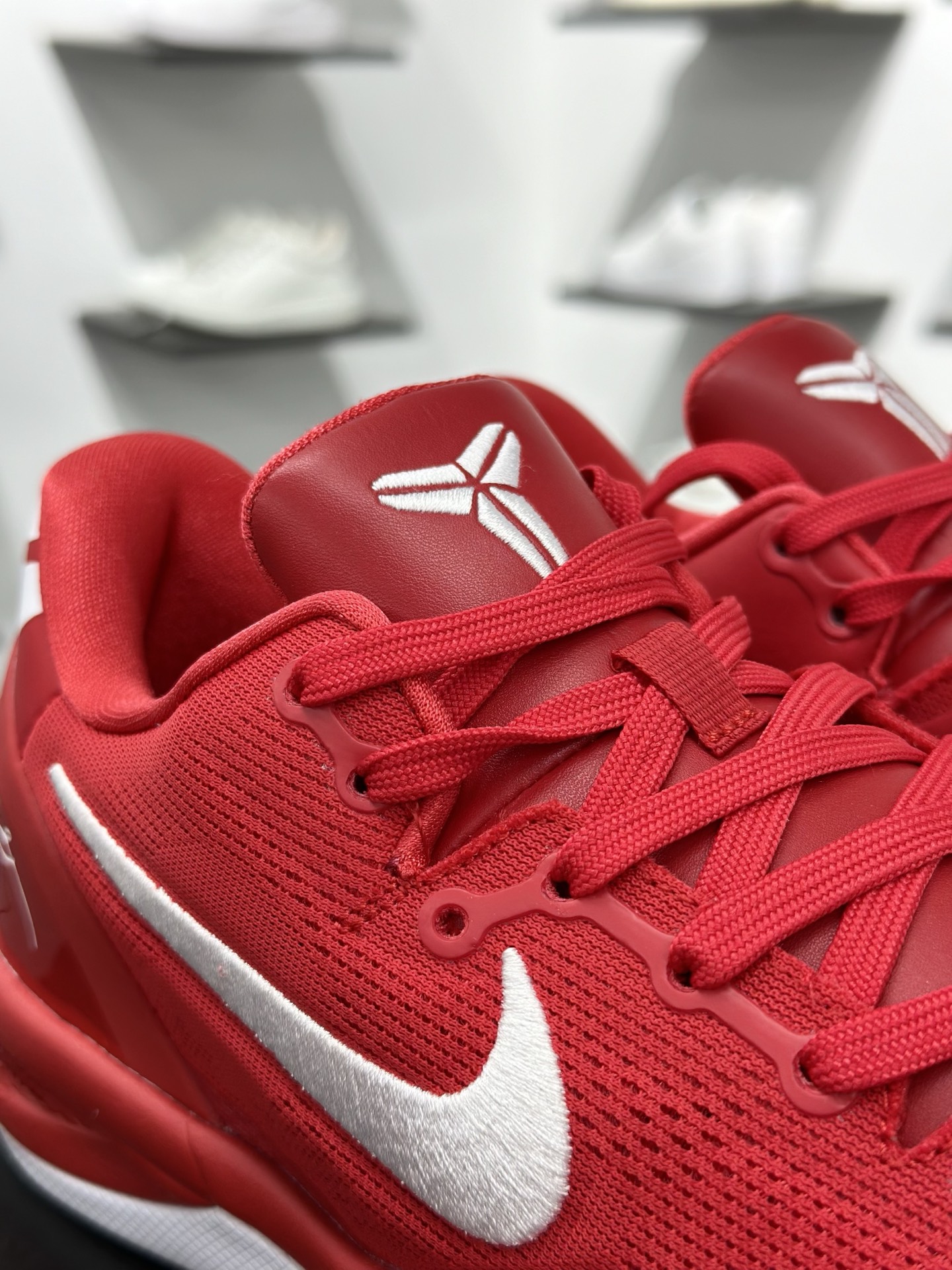 Nike KOBE VIII PROTRO VIII 8 耐克 科比8代系列 低帮复刻实战运动低帮文化篮球鞋 HF9550-600