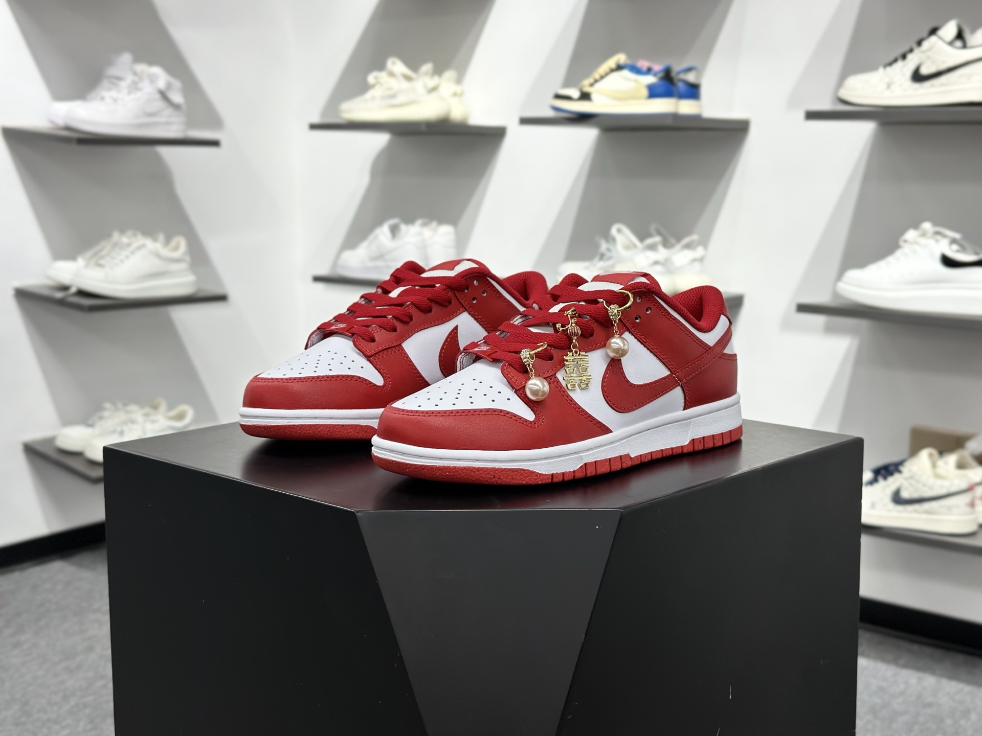 Nike SB Dunk Low 喜结良缘 DD1873-116