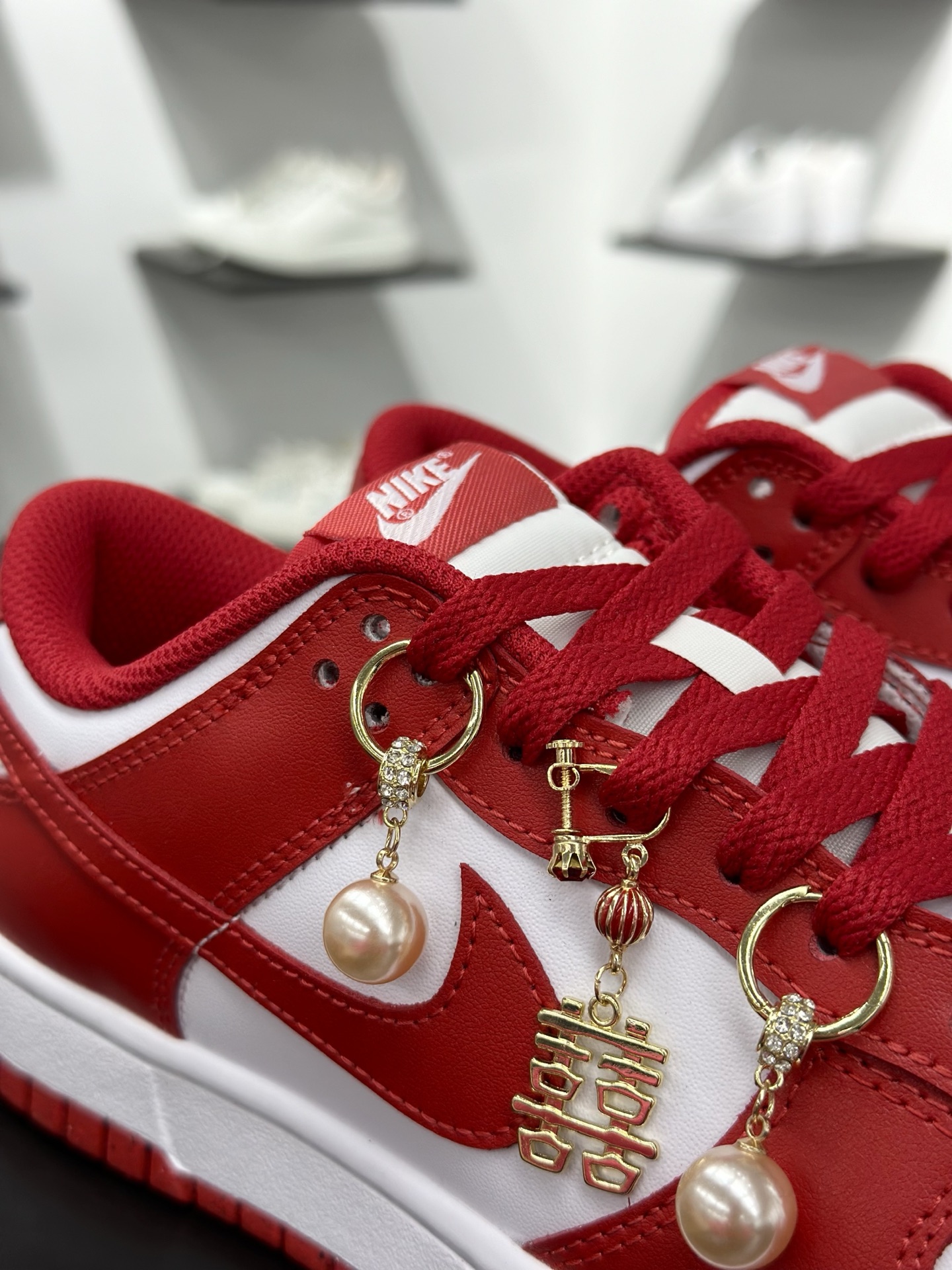 Nike SB Dunk Low 喜结良缘 DD1873-116