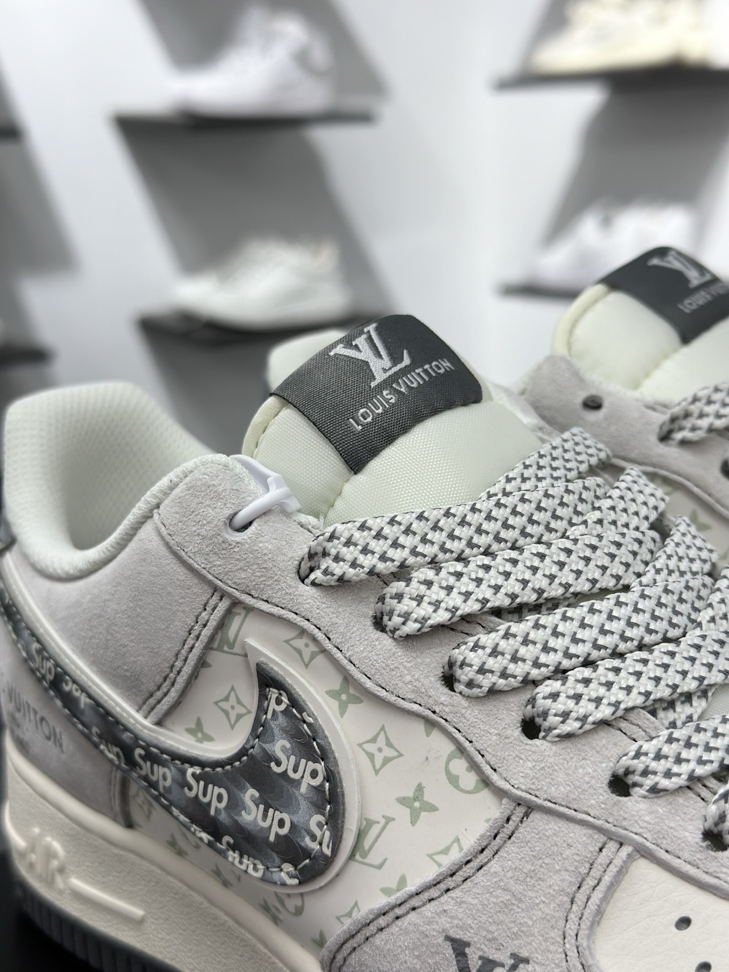 Nike SB Dunk Low 联名款 绑带 高端定制 低帮休闲板鞋 CX5050--Y48