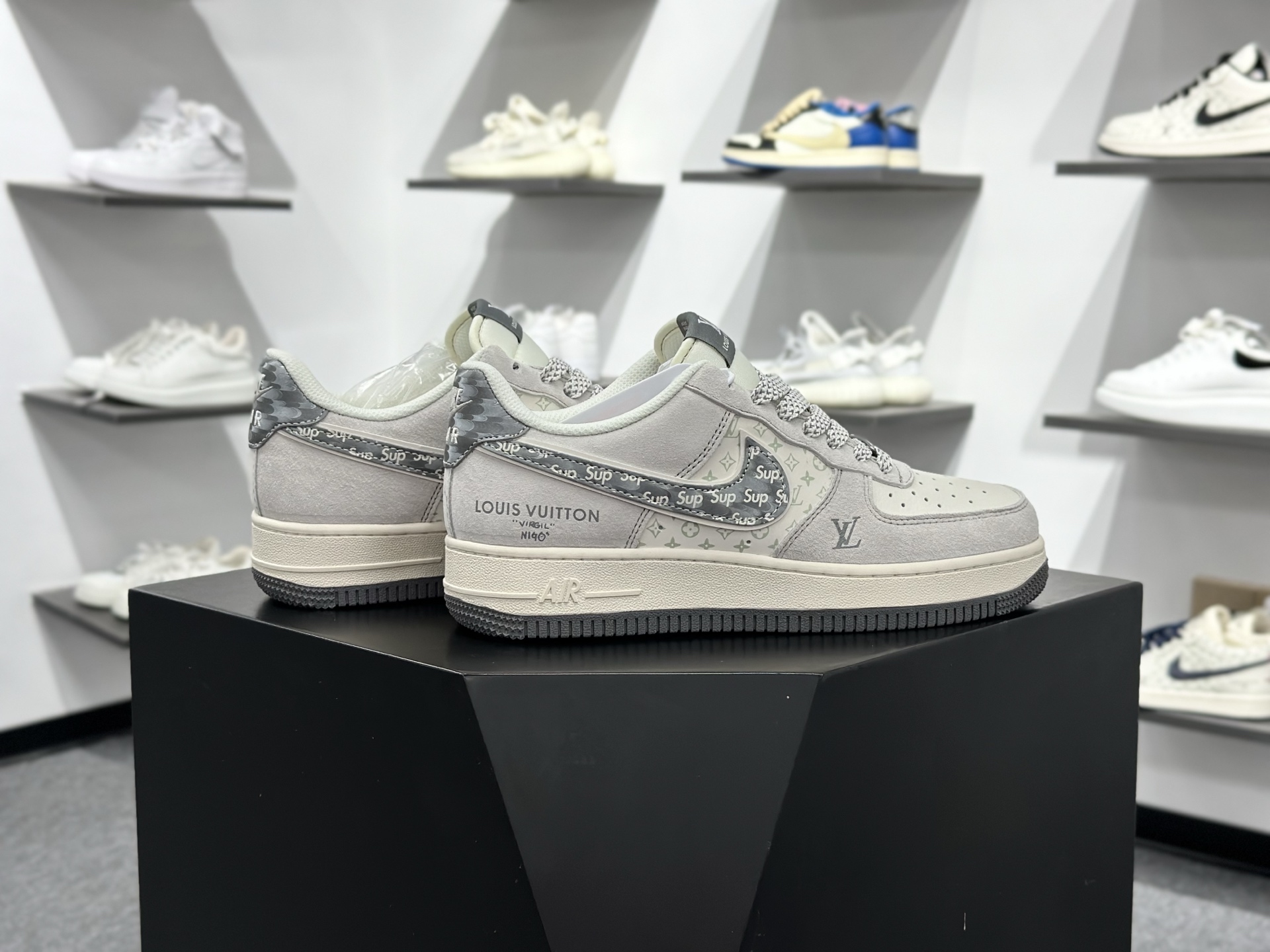 Nike SB Dunk Low 联名款 绑带 高端定制 低帮休闲板鞋 CX5050--Y48