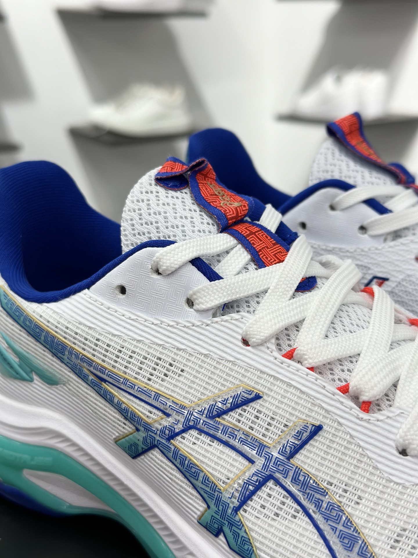 180 亚瑟士ASICS Netburner Ballistic FF 4 燃烧器弹射4代系列低帮网球排球羽毛球训练透气休闲运动跑步鞋