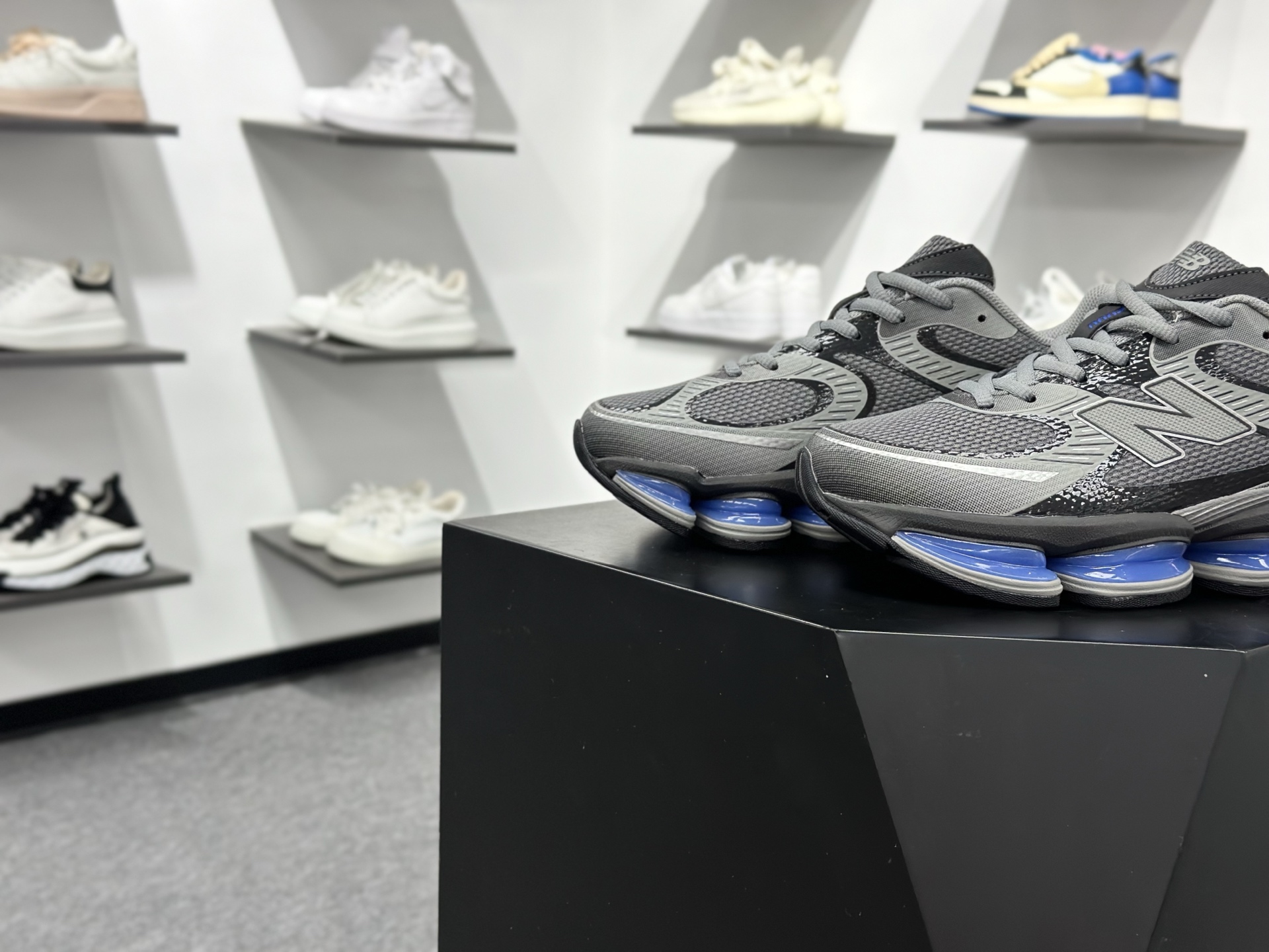 240 New Balance 新百伦 网面休闲鞋 U2000EA-Chinese UA Cheap High Quatity Brand Clothes Bags handbags Sneakers wholesale wholesaler seller from China Factory suppliers Fashion Clothing Shoes best Quality Beautiful Price 240 New Balance 新百伦 网面休闲鞋 U2000EA