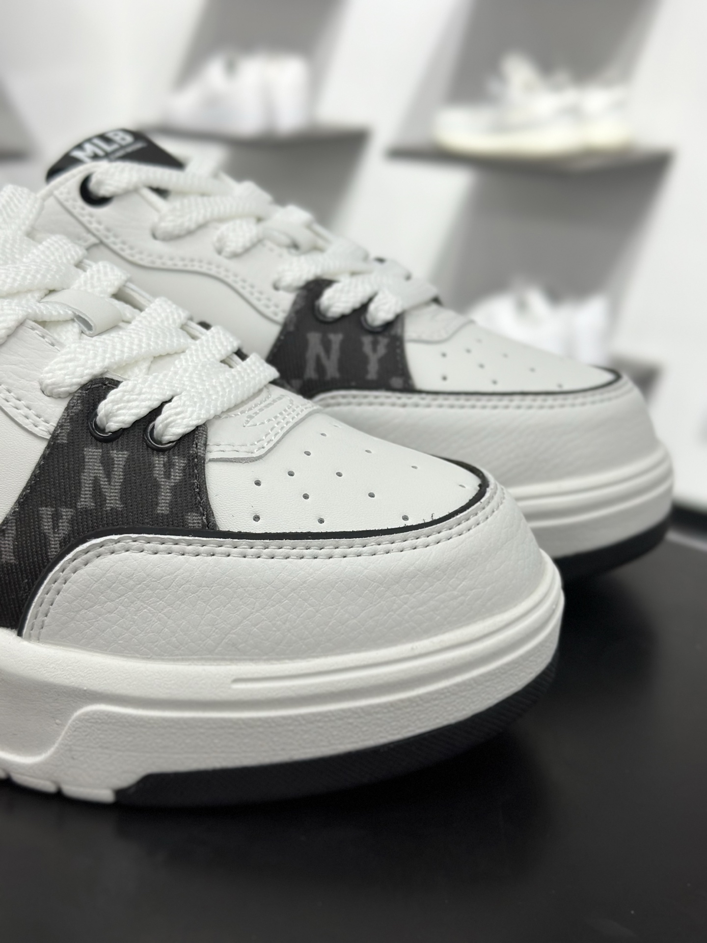 180 MLB CHUNKY LINER POCKET MONOGRAM人气单品学长鞋系列低帮老爹风轻量增高厚底百搭休闲运动慢跑鞋 3ASXM056N(GP001)