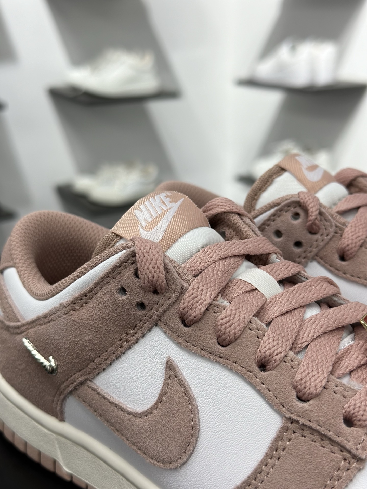 220 NIKE DUNK LOW 扣篮系列 耐克 复古低帮休闲运动滑板板鞋 IB4417-102