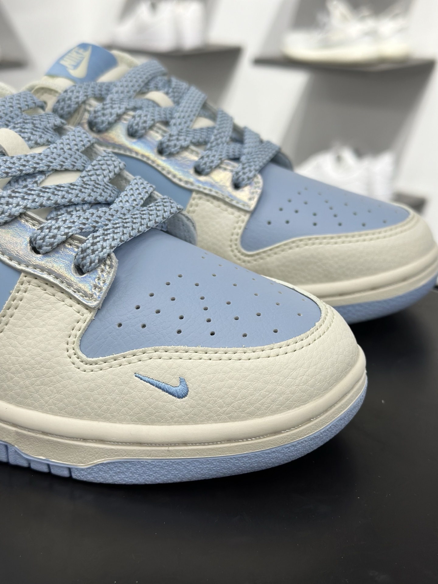 260 Air Jordan 1 Low AJ1 乔1 巴宝莉联名 高端定制 倒钩低帮复古篮球鞋 HS1239-006