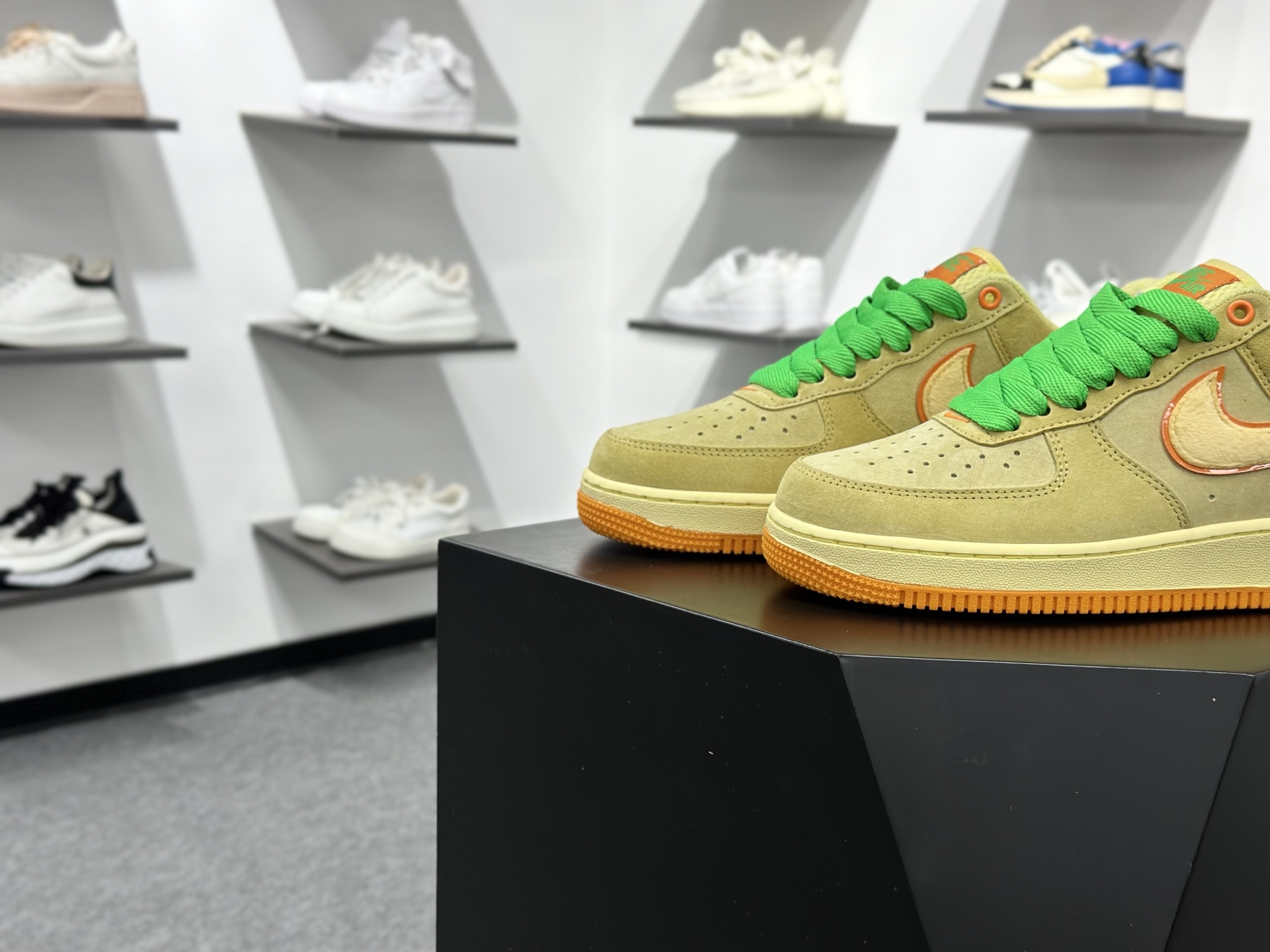 200 Nike Air Force 1 Low 07 俄勒冈小黄鸭 IU7612-700-Chinese UA Cheap High Quatity Brand Clothes Bags handbags Sneakers wholesale wholesaler seller from China Factory suppliers Fashion Clothing Shoes best Quality Beautiful Price 200 Nike Air Force 1 Low 07 俄勒冈小黄鸭 IU7612-700