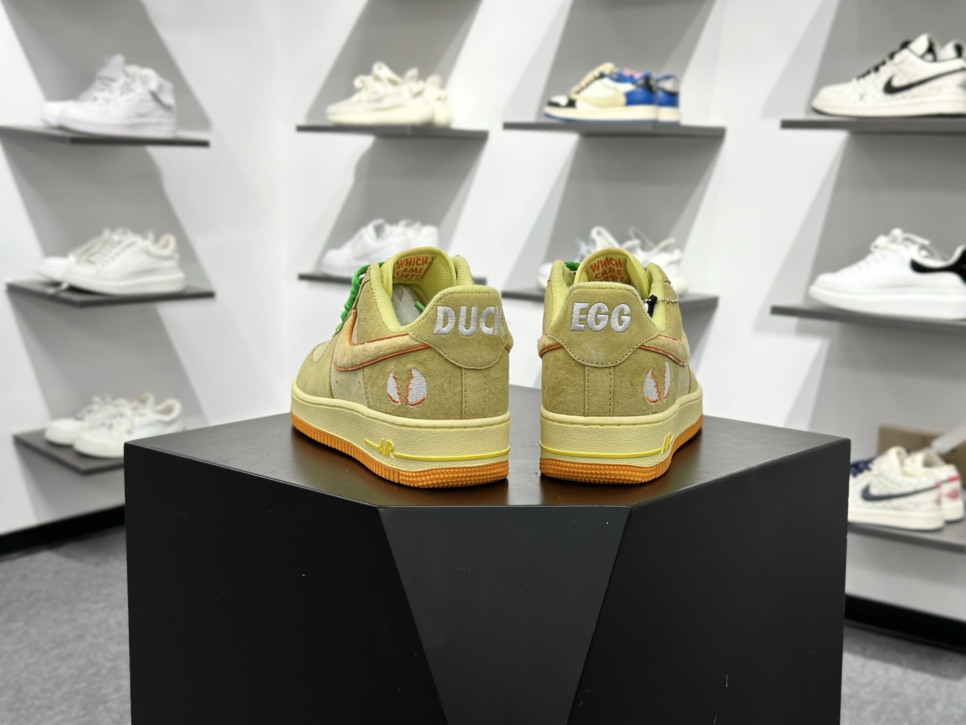 200 Nike Air Force 1 Low 07 俄勒冈小黄鸭 IU7612-700-Chinese UA Cheap High Quatity Brand Clothes Bags handbags Sneakers wholesale wholesaler seller from China Factory suppliers Fashion Clothing Shoes best Quality Beautiful Price 200 Nike Air Force 1 Low 07 俄勒冈小黄鸭 IU7612-700