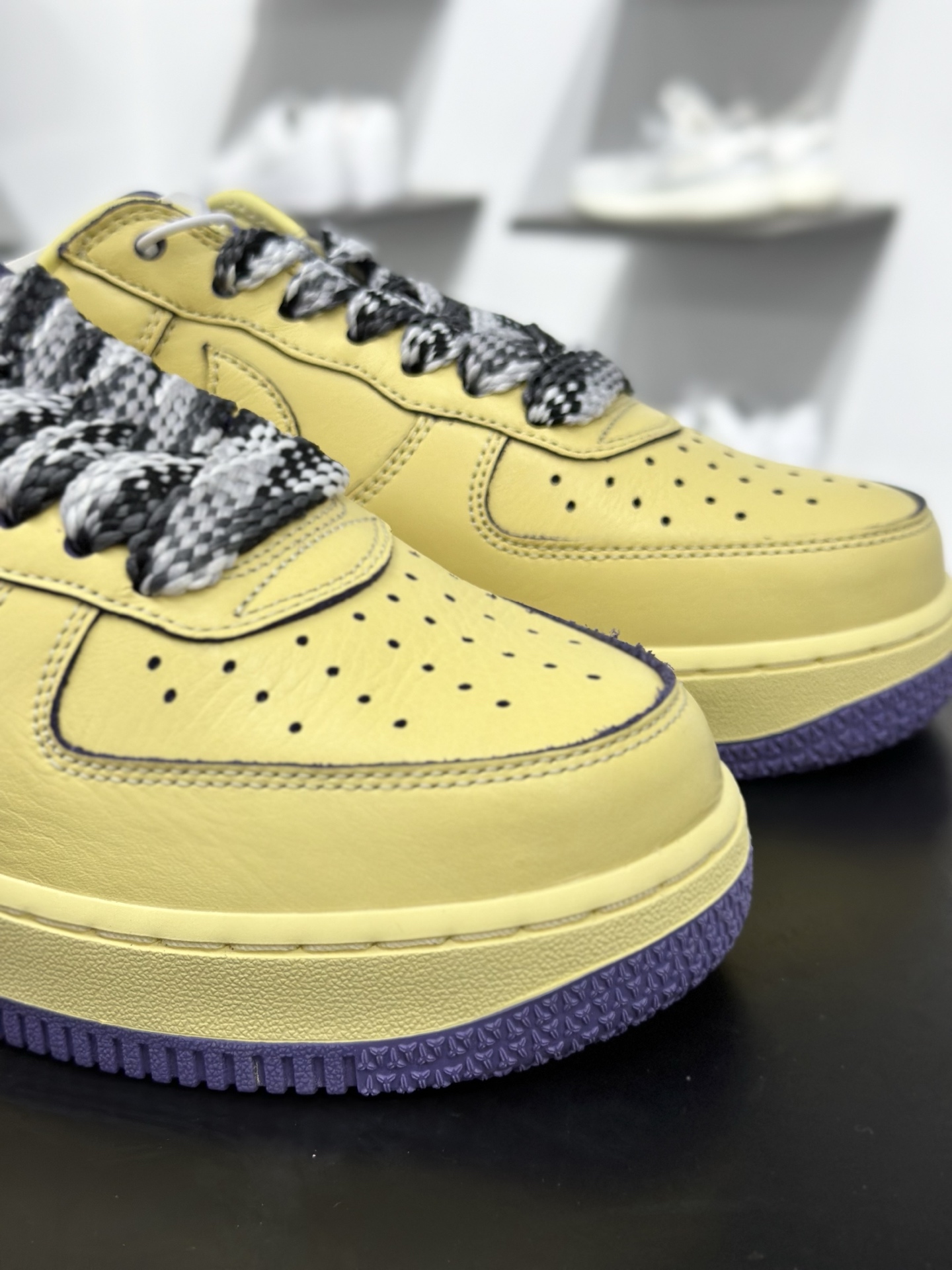 280 Kobe Bryant x NK Air Force 1 Low ” Kobe ” 科比 空军一号低帮休闲板鞋 HV9408-700-Chinese UA Cheap High Quatity Brand Clothes Bags handbags Sneakers wholesale wholesaler seller from China Factory suppliers Fashion Clothing Shoes best Quality Beautiful Price 280 Kobe Bryant x NK Air Force 1 Low ” Kobe ” 科比 空军一号低帮休闲板鞋 HV9408-700