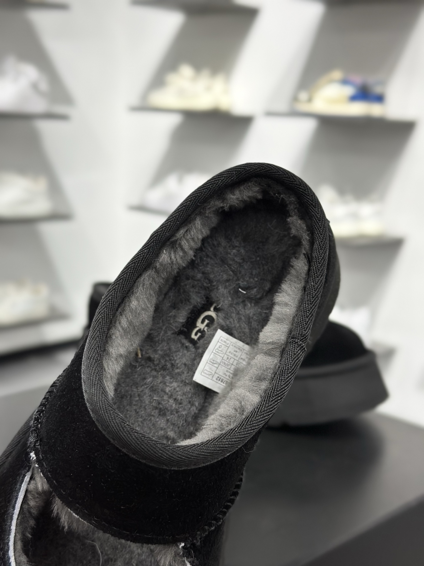 260 UGG Bea Mary Jane 玛丽珍 女子雪地靴 1167612-Chinese UA Cheap High Quatity Brand Clothes Bags handbags Sneakers wholesale wholesaler seller from China Factory suppliers Fashion Clothing Shoes best Quality Beautiful Price 260 UGG Bea Mary Jane 玛丽珍 女子雪地靴 1167612