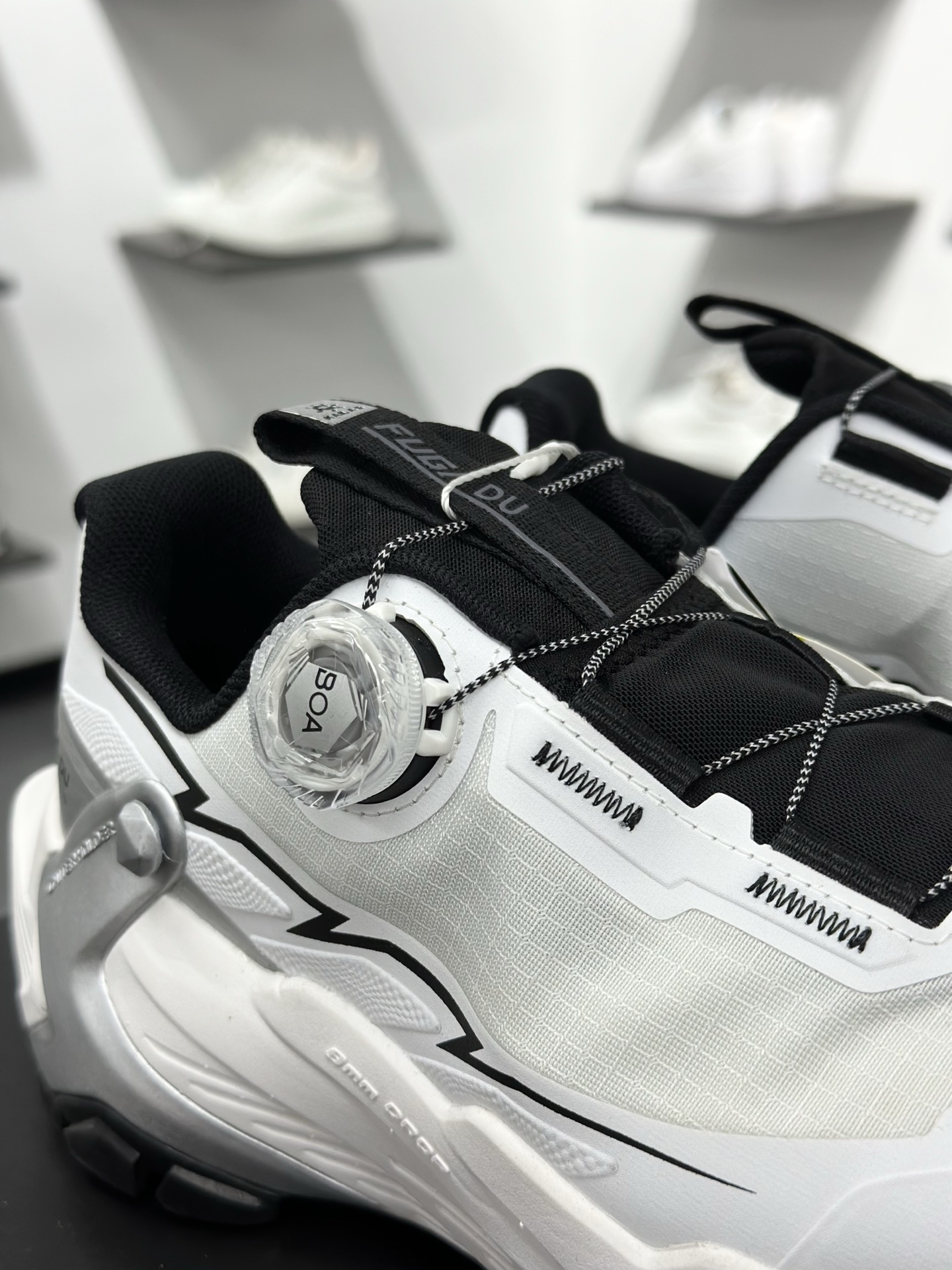 260 凯乐石KAILAS New Arrival Fuga EX 3 BOA Trail Running EX3系列低帮登山户外徒步越野跑山休闲运动慢跑鞋-Chinese UA Cheap High Quatity Brand Clothes Bags handbags Sneakers wholesale wholesaler seller from China Factory suppliers Fashion Clothing Shoes best Quality Beautiful Price 260 凯乐石KAILAS New Arrival Fuga EX 3 BOA Trail Running EX3系列低帮登山户外徒步越野跑山休闲运动慢跑鞋