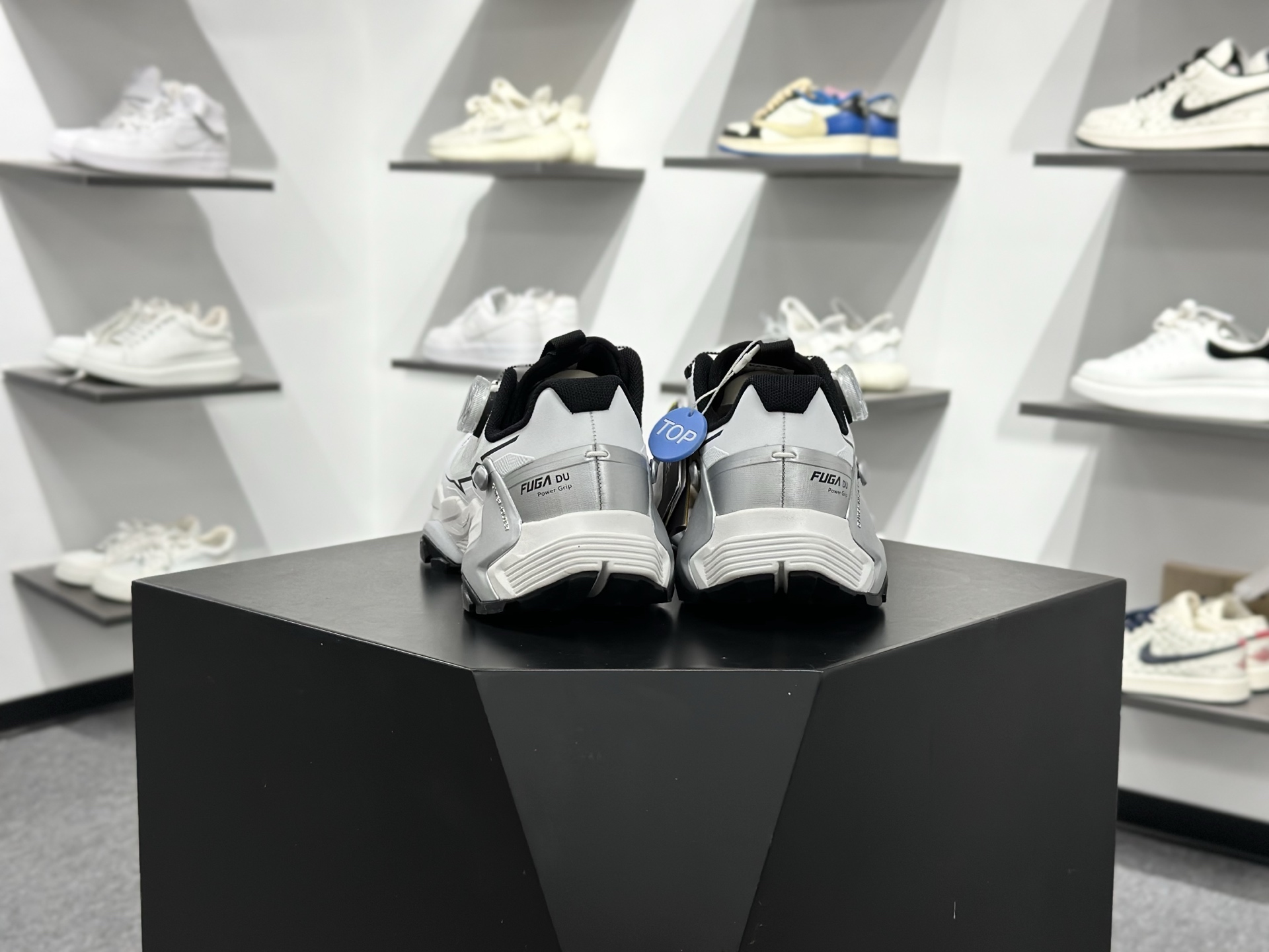 260 凯乐石KAILAS New Arrival Fuga EX 3 BOA Trail Running EX3系列低帮登山户外徒步越野跑山休闲运动慢跑鞋-Chinese UA Cheap High Quatity Brand Clothes Bags handbags Sneakers wholesale wholesaler seller from China Factory suppliers Fashion Clothing Shoes best Quality Beautiful Price 260 凯乐石KAILAS New Arrival Fuga EX 3 BOA Trail Running EX3系列低帮登山户外徒步越野跑山休闲运动慢跑鞋