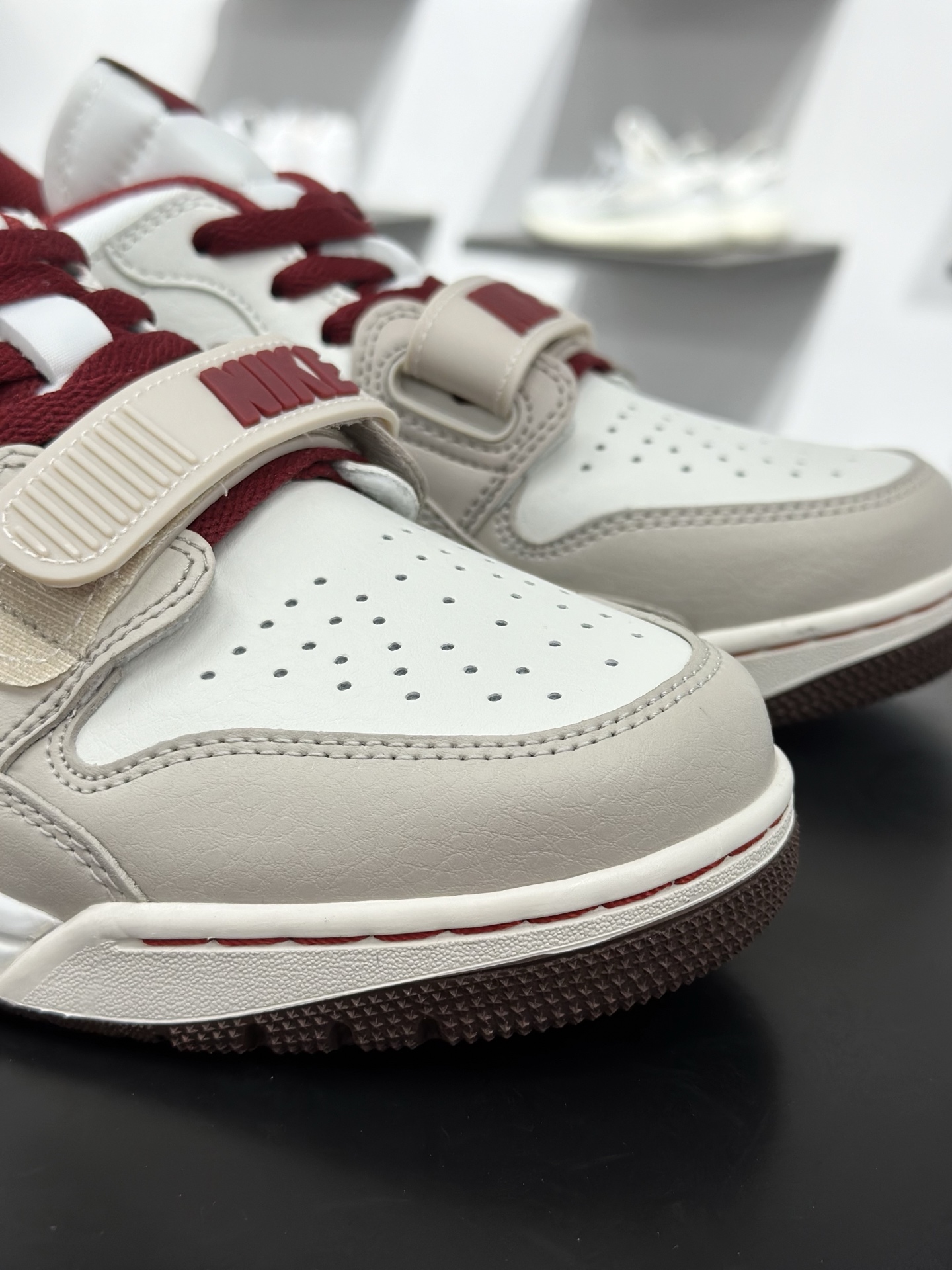 Air Jordan Legacy 312 马年米棕红 IQ9783-121-Top High Quatity Cheap Sneakers Fashion Clothing Clothes Bags handbags Shoes of all Brand wholesale With The best Quality And Beautiful Price from China Factory Chinese suppliers wholesaler seller Air Jordan Legacy 312 马年米棕红 IQ9783-121