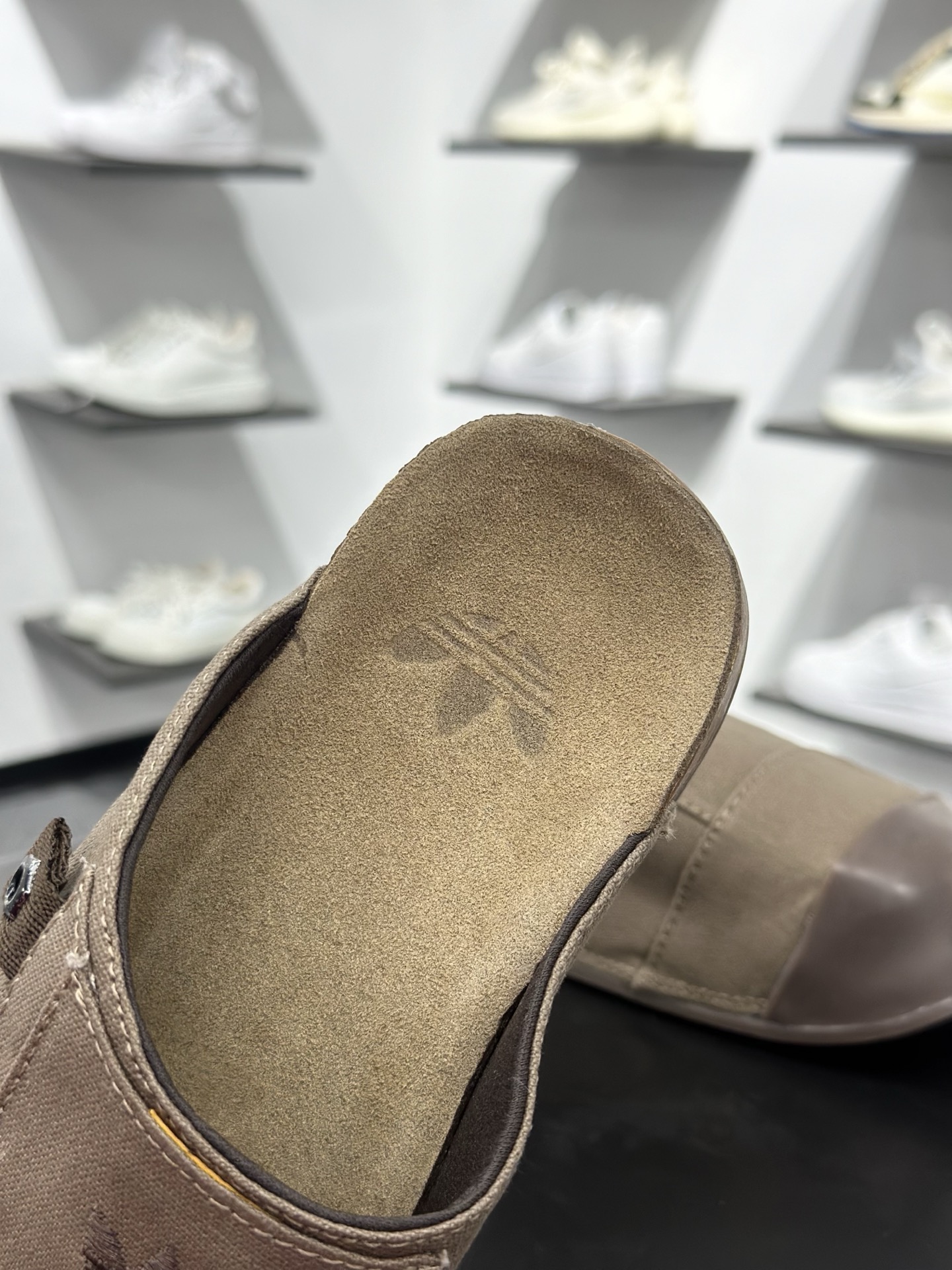 adidas originals Adimule SLIDES 百搭舒适 橡胶底 防磨包头拖鞋