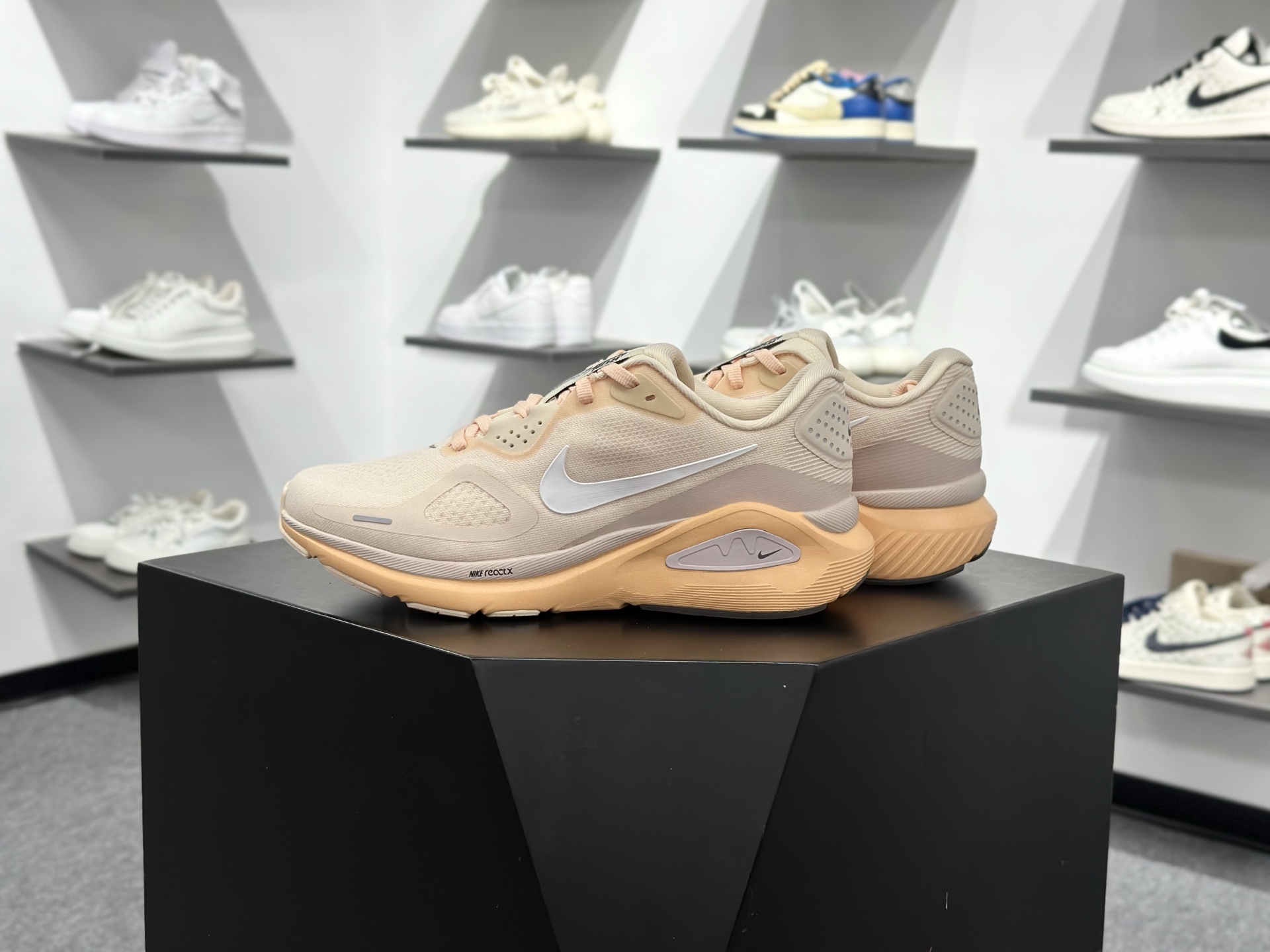 Nike Air Zoom Structure 26 耐克 登月网面系列 训跑练步鞋 HJ1101-801