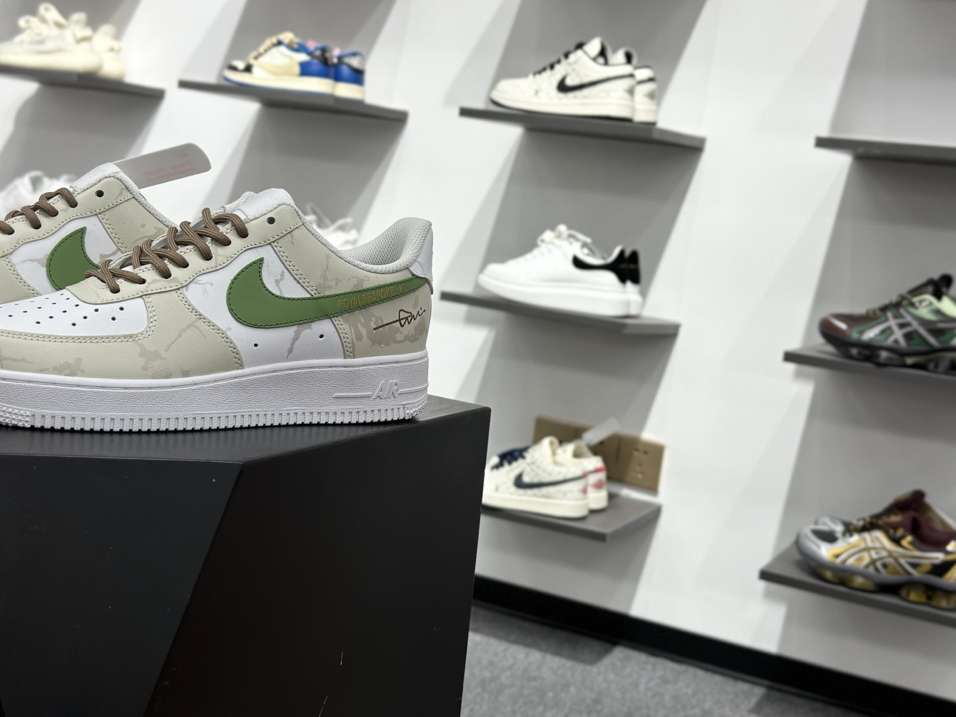 NIKE AIR FORCE 1‘07 LV8 ZH0316-130-Top High Quatity Cheap Sneakers Fashion Clothing Clothes Bags handbags Shoes of all Brand wholesale With The best Quality And Beautiful Price from China Factory Chinese suppliers wholesaler seller NIKE AIR FORCE 1‘07 LV8 ZH0316-130