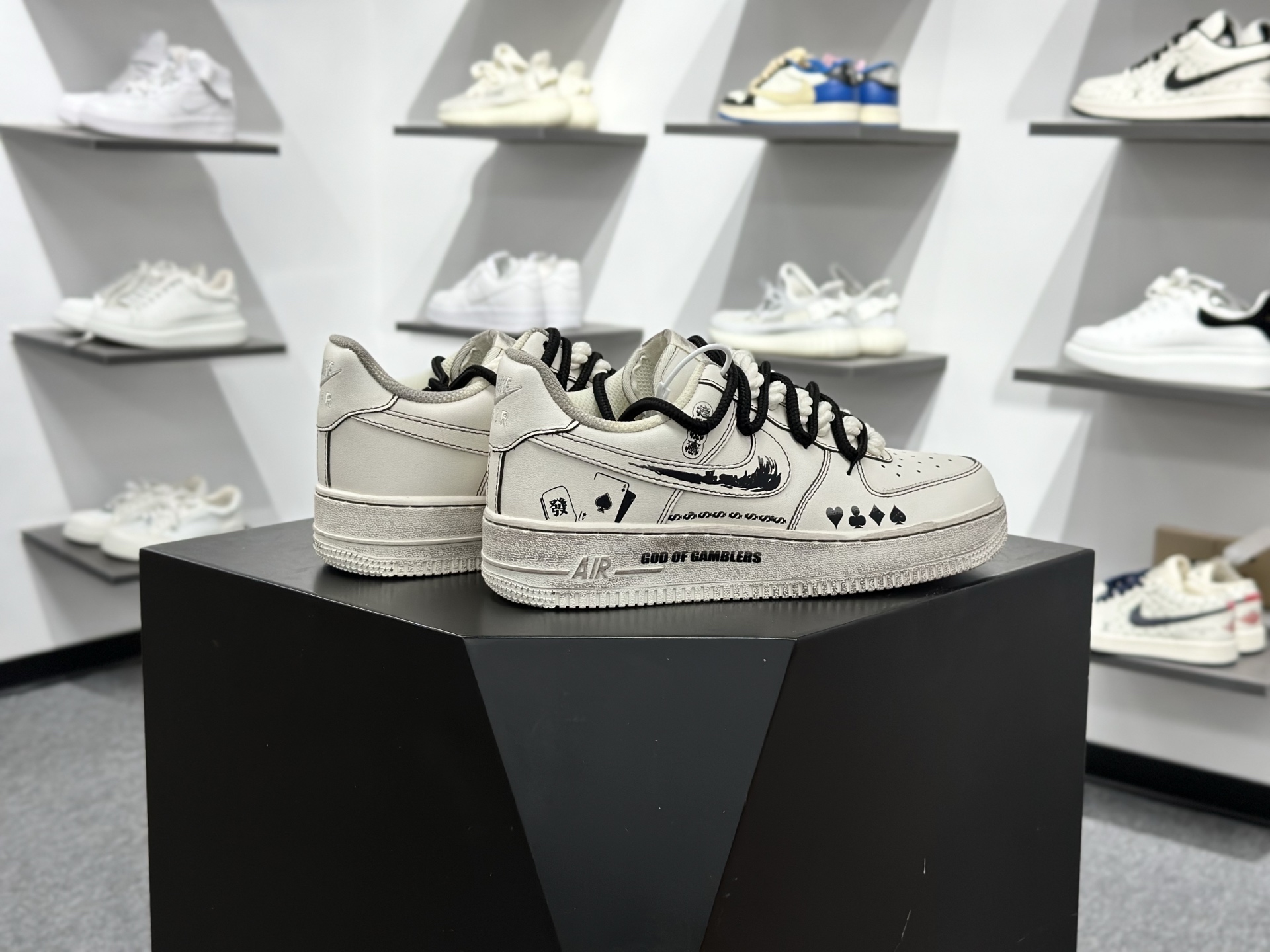 Nike Air Force 1 经典复古 双鞋带解构 简约百搭 耐磨 低帮板鞋 黑白这双黑白配色的运动鞋-Top High Quatity Cheap Sneakers Fashion Clothing Clothes Bags handbags Shoes of all Brand wholesale With The best Quality And Beautiful Price from China Factory Chinese suppliers wholesaler seller Nike Air Force 1 经典复古 双鞋带解构 简约百搭 耐磨 低帮板鞋 黑白这双黑白配色的运动鞋