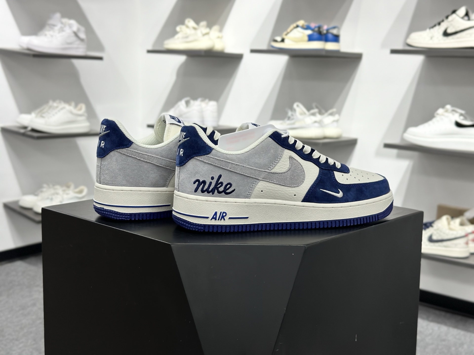 Nike Air Force1 07 low 定制空军 HM3703-161-莆田鞋,莆田鞋货源,高仿鞋,高仿鞋货源,安福档口,莆田高仿鞋,莆田鞋批发,高仿鞋批发,莆田高仿运动鞋,高仿运动鞋,莆田运动鞋 Nike Air Force1 07 low 定制空军 HM3703-161