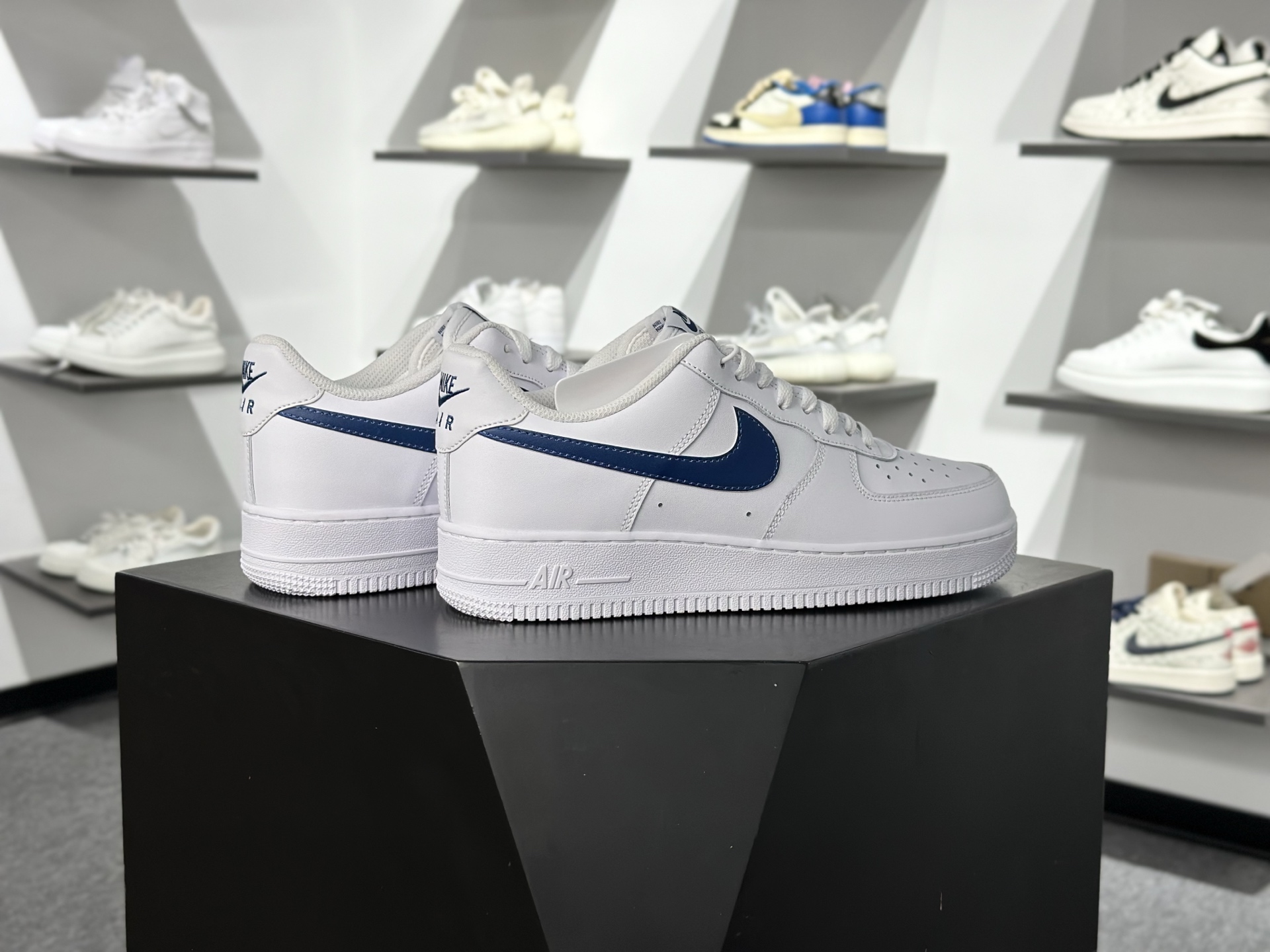 NIKE AIR FORCE 1‘07 FJ4146-123-Top High Quatity Cheap Sneakers Fashion Clothing Clothes Bags handbags Shoes of all Brand wholesale With The best Quality And Beautiful Price from China Factory Chinese suppliers wholesaler seller NIKE AIR FORCE 1‘07 FJ4146-123