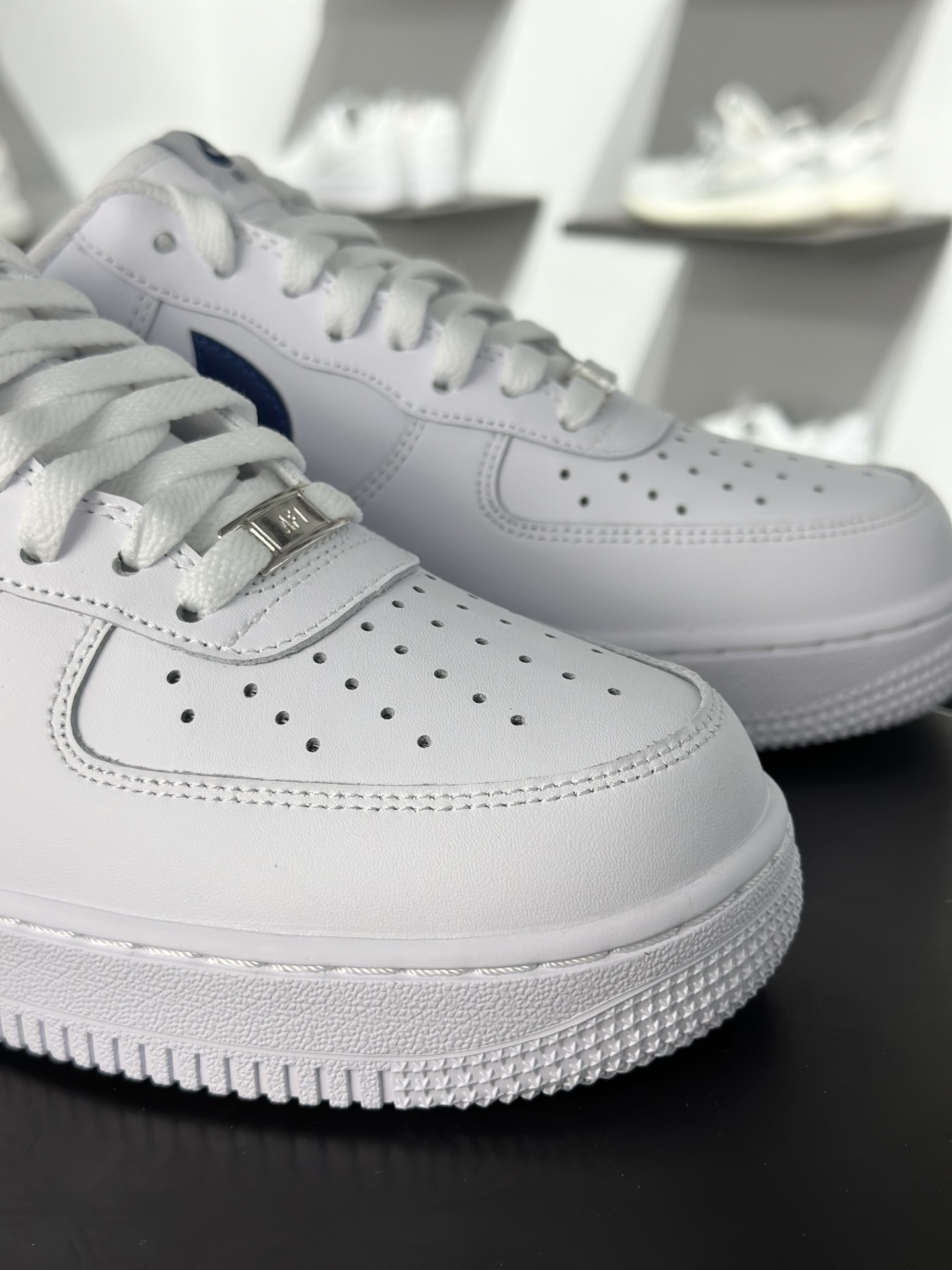 NIKE AIR FORCE 1‘07 FJ4146-123-Top High Quatity Cheap Sneakers Fashion Clothing Clothes Bags handbags Shoes of all Brand wholesale With The best Quality And Beautiful Price from China Factory Chinese suppliers wholesaler seller NIKE AIR FORCE 1‘07 FJ4146-123