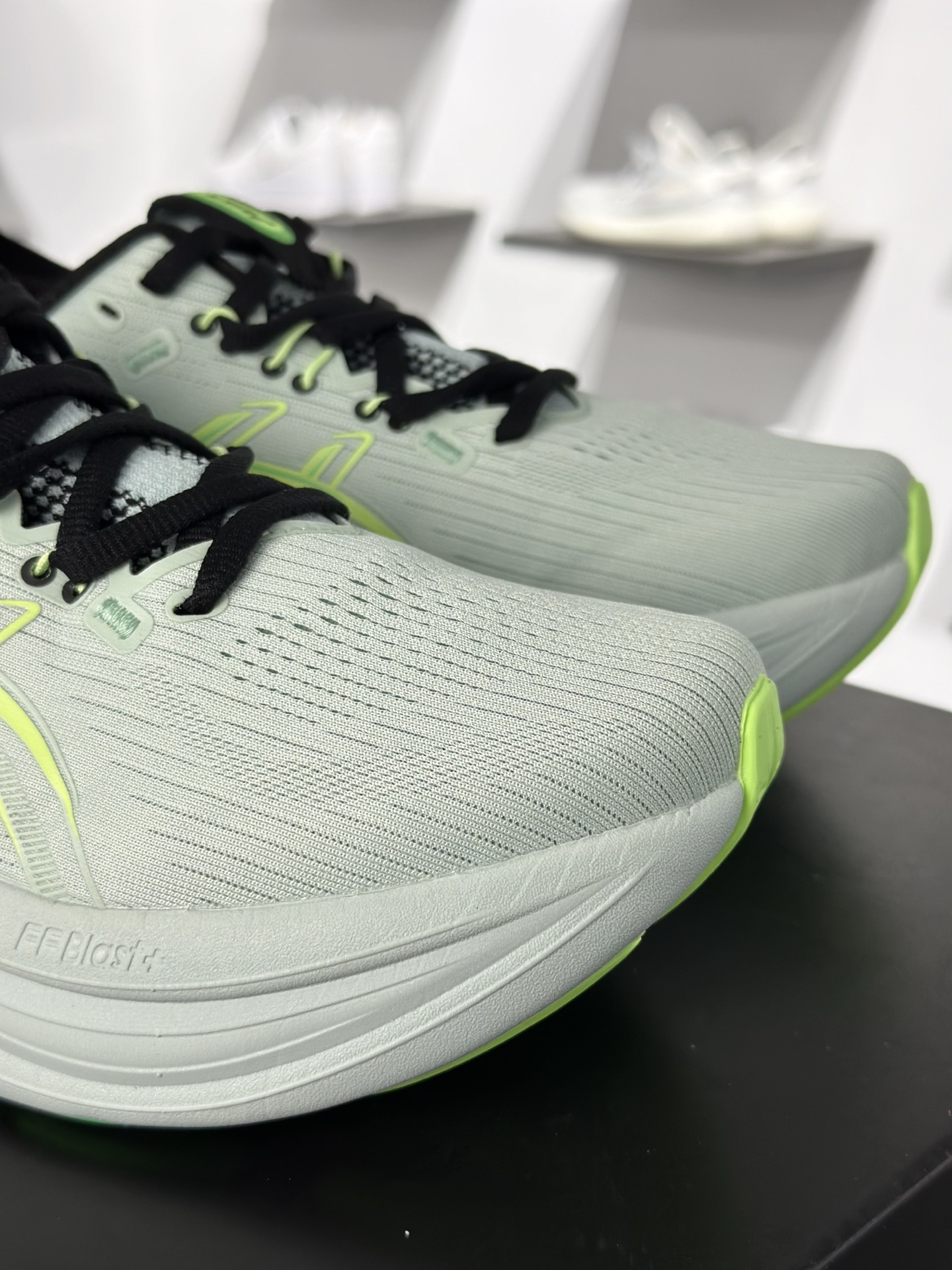 Asics GEL-Nimbus 28 亚瑟士缓震跑鞋 近年复古风潮的势头很旺-Top High Quatity Cheap Sneakers Fashion Clothing Clothes Bags handbags Shoes of all Brand wholesale With The best Quality And Beautiful Price from China Factory Chinese suppliers wholesaler seller Asics GEL-Nimbus 28 亚瑟士缓震跑鞋 近年复古风潮的势头很旺