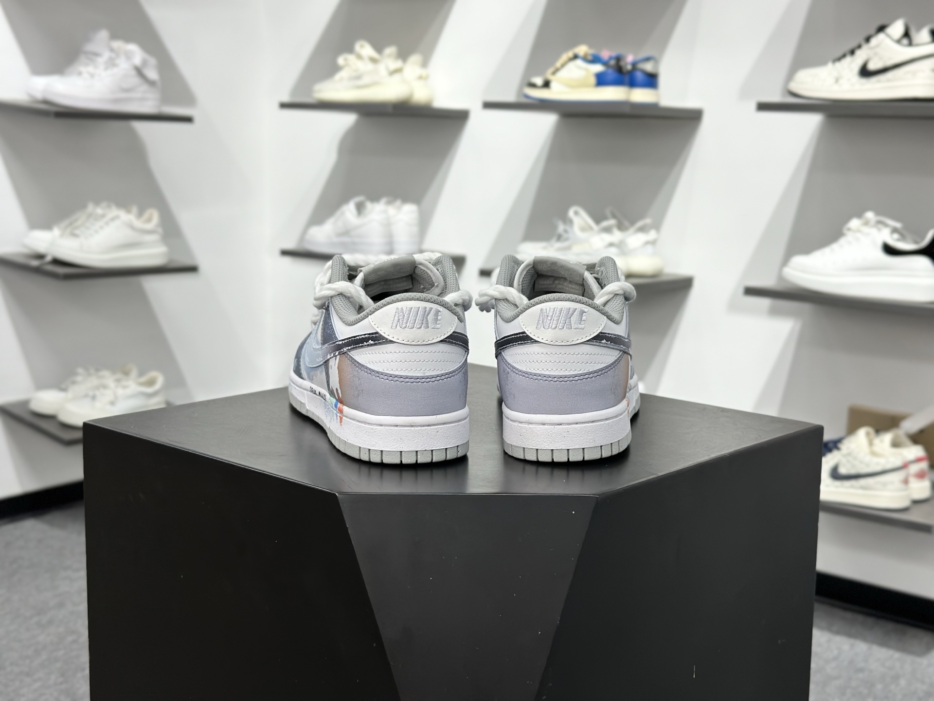 Nike SB Dunk Low 梦幻星空 绑带 低帮休闲板鞋 DD1391-103-Top High Quatity Cheap Sneakers Fashion Clothing Clothes Bags handbags Shoes of all Brand wholesale With The best Quality And Beautiful Price from China Factory Chinese suppliers wholesaler seller Nike SB Dunk Low 梦幻星空 绑带 低帮休闲板鞋 DD1391-103