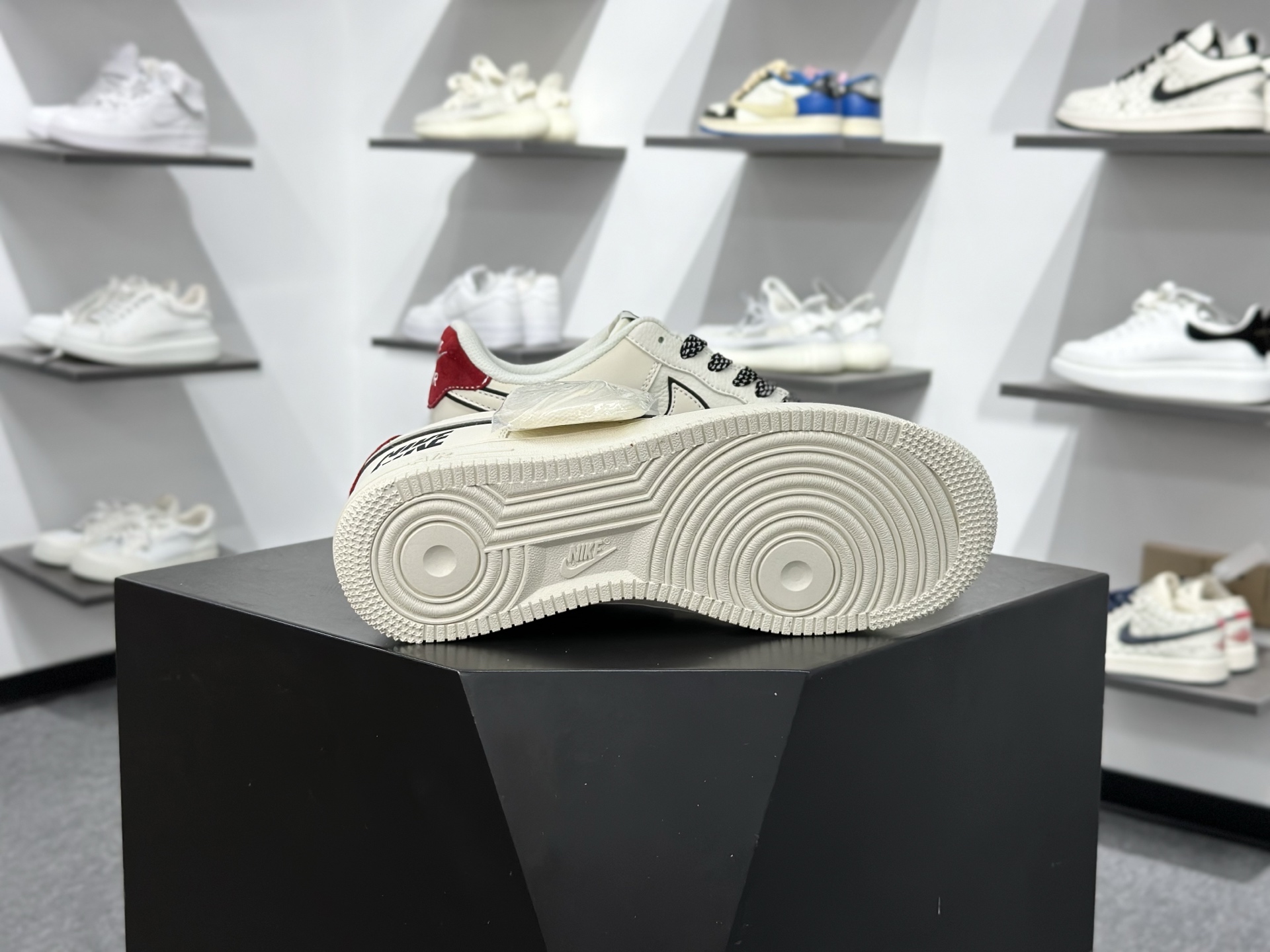 Nike Air Force 1 Low 马年限定 CS5288-059-Top High Quatity Cheap Sneakers Fashion Clothing Clothes Bags handbags Shoes of all Brand wholesale With The best Quality And Beautiful Price from China Factory Chinese suppliers wholesaler seller Nike Air Force 1 Low 马年限定 CS5288-059