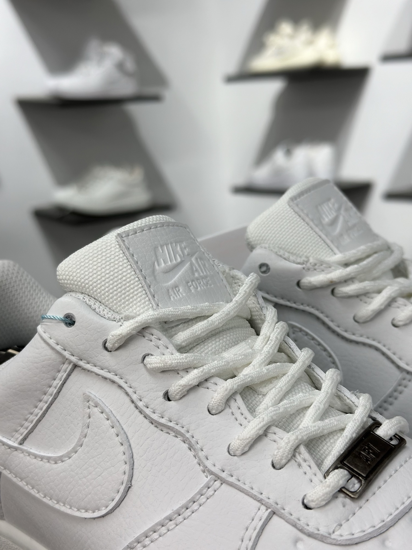 NIKE AIR FORCE 1‘07 HV5953-100-Top High Quatity Cheap Sneakers Fashion Clothing Clothes Bags handbags Shoes of all Brand wholesale With The best Quality And Beautiful Price from China Factory Chinese suppliers wholesaler seller NIKE AIR FORCE 1‘07 HV5953-100