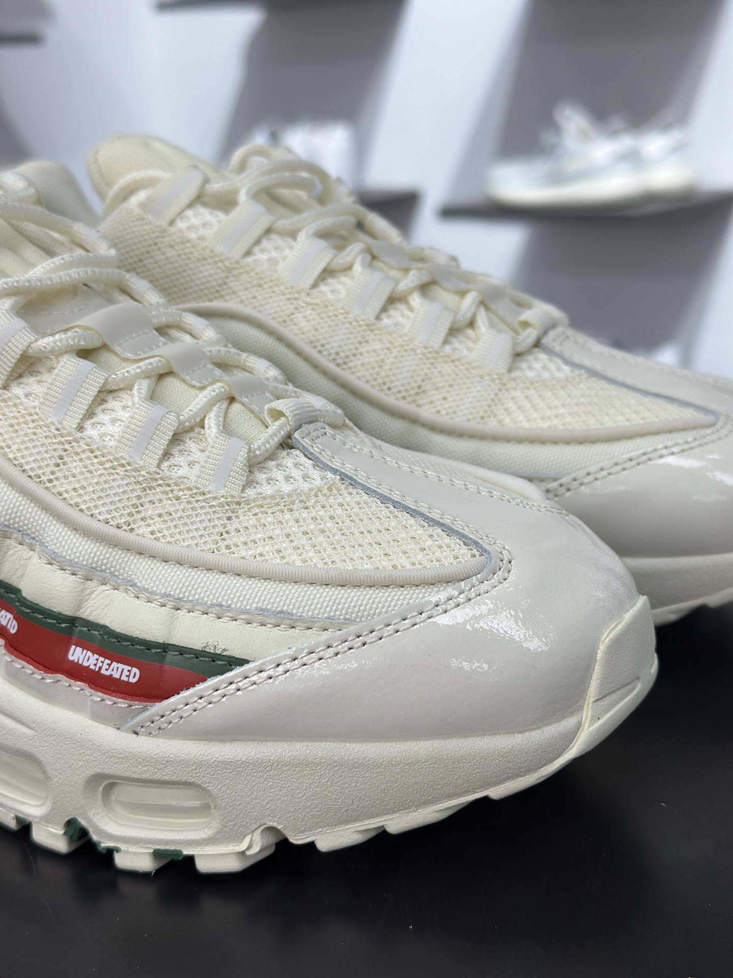 NIKE AIR MAX 95 耐克 气垫复古慢跑百搭鞋休闲运动鞋 IB4453-100-Top High Quatity Cheap Sneakers Fashion Clothing Clothes Bags handbags Shoes of all Brand wholesale With The best Quality And Beautiful Price from China Factory Chinese suppliers wholesaler seller NIKE AIR MAX 95 耐克 气垫复古慢跑百搭鞋休闲运动鞋 IB4453-100