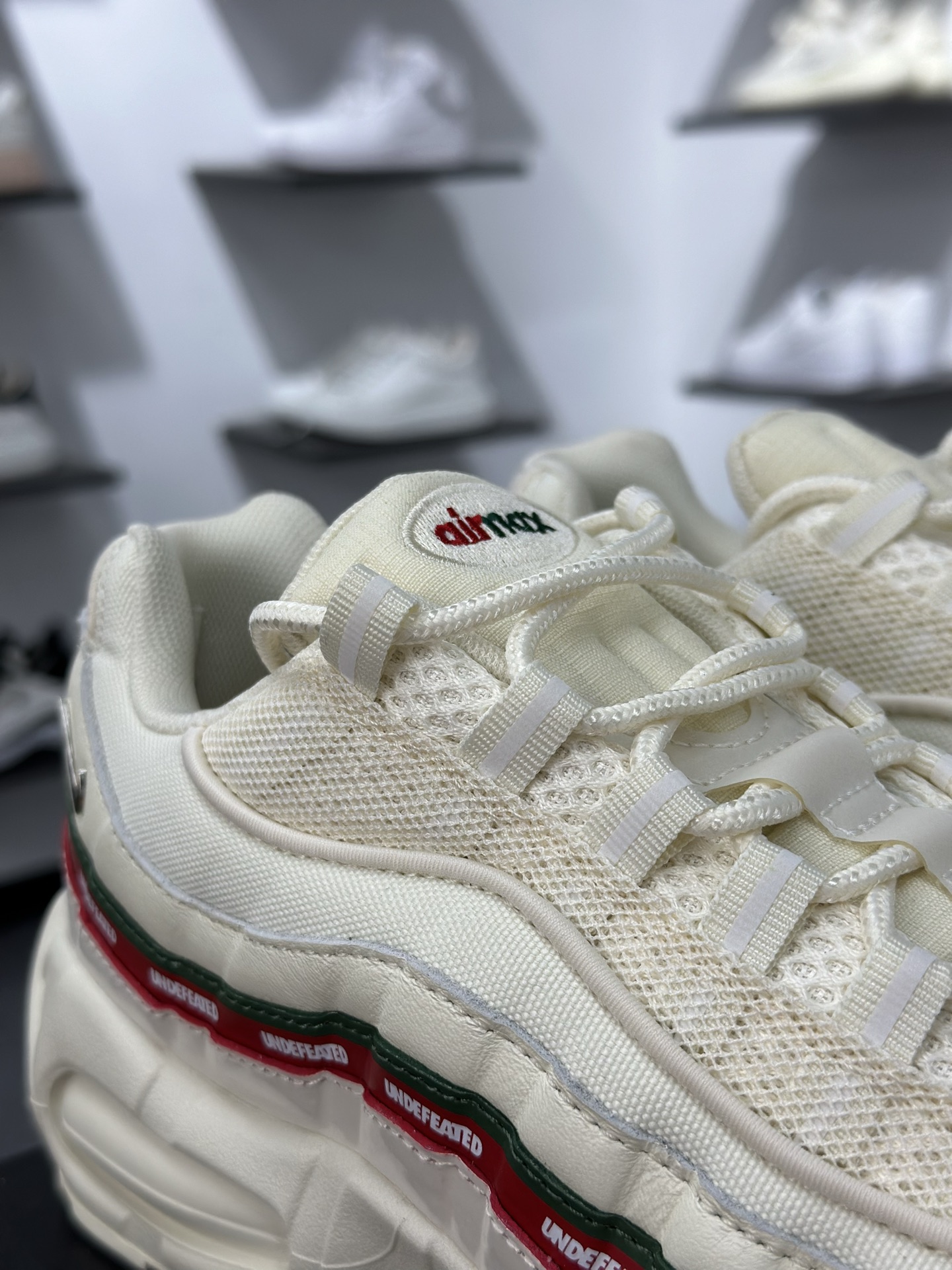 NIKE AIR MAX 95 耐克 气垫复古慢跑百搭鞋休闲运动鞋 IB4453-100-Top High Quatity Cheap Sneakers Fashion Clothing Clothes Bags handbags Shoes of all Brand wholesale With The best Quality And Beautiful Price from China Factory Chinese suppliers wholesaler seller NIKE AIR MAX 95 耐克 气垫复古慢跑百搭鞋休闲运动鞋 IB4453-100