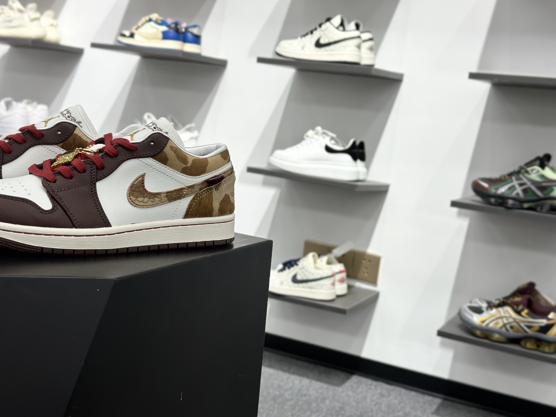 Air Jordan 1 Low ”N” 马年限定 AJ1乔1低帮 IQ5321-121