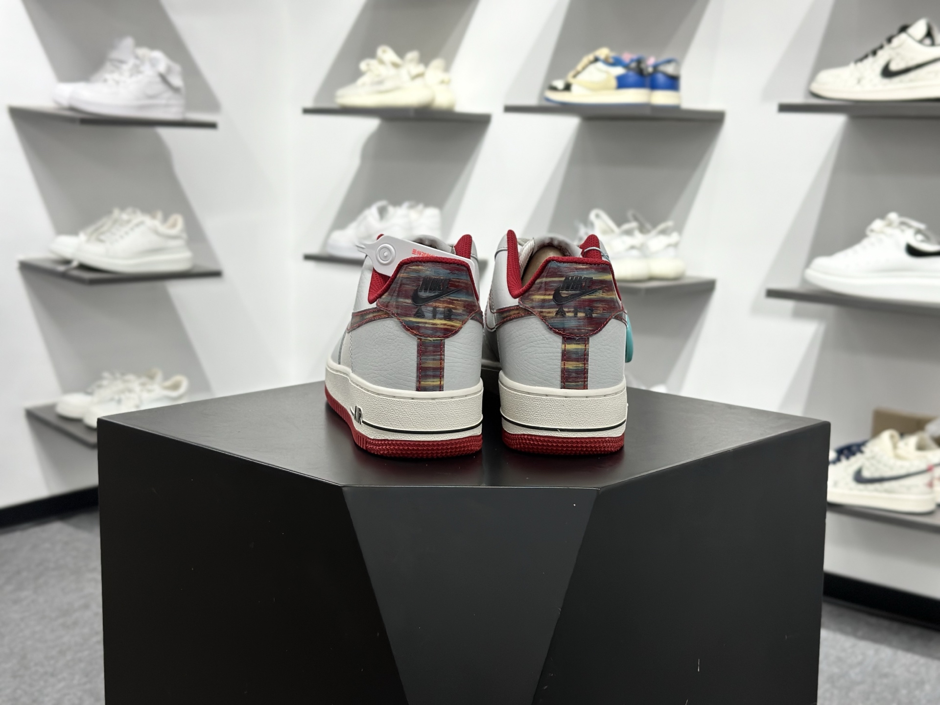 Nike AIR FORCE 1 '07 空军一号低帮休闲板鞋 IM7380-030-Top High Quatity Cheap Sneakers Fashion Clothing Clothes Bags handbags Shoes of all Brand wholesale With The best Quality And Beautiful Price from China Factory Chinese suppliers wholesaler seller Nike AIR FORCE 1 '07 空军一号低帮休闲板鞋 IM7380-030