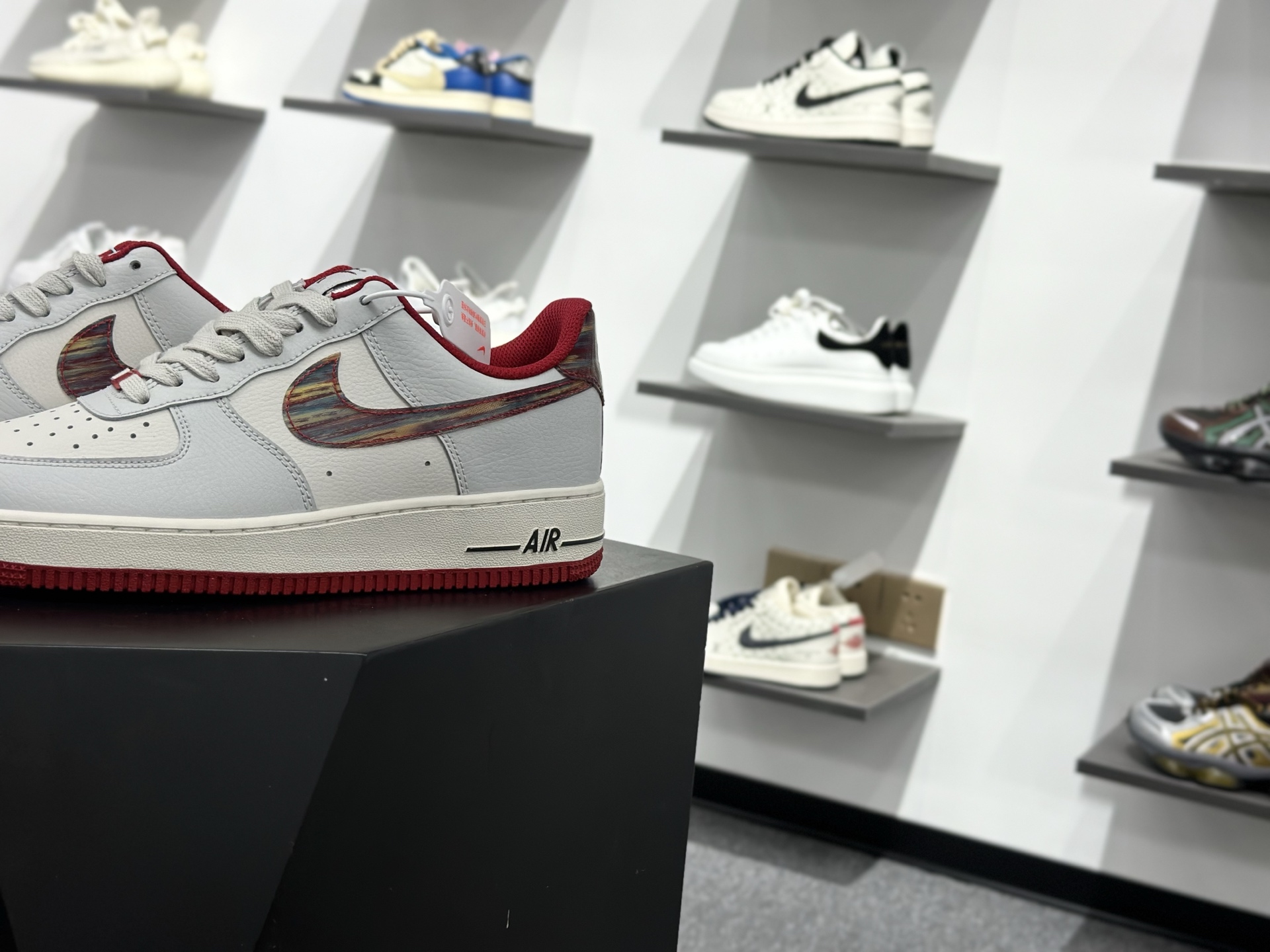 Nike AIR FORCE 1 '07 空军一号低帮休闲板鞋 IM7380-030-Top High Quatity Cheap Sneakers Fashion Clothing Clothes Bags handbags Shoes of all Brand wholesale With The best Quality And Beautiful Price from China Factory Chinese suppliers wholesaler seller Nike AIR FORCE 1 '07 空军一号低帮休闲板鞋 IM7380-030