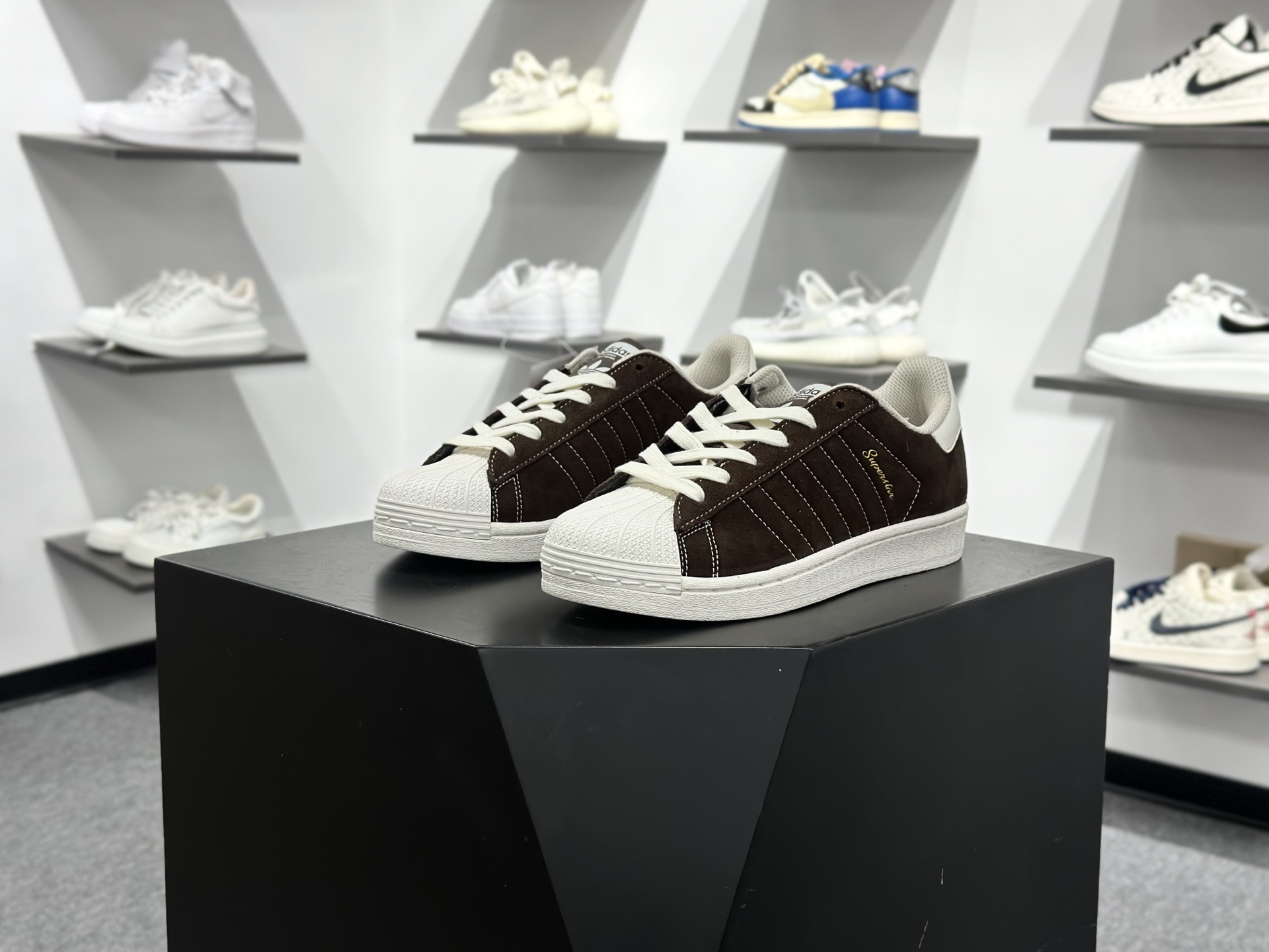 Adidas Originals Superstar 2025全新版本 贝壳头 IF7677
