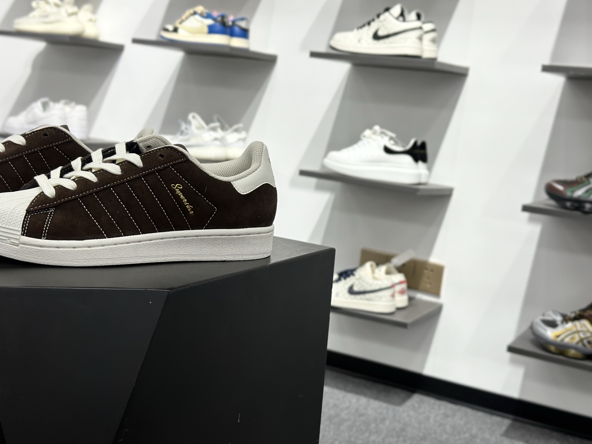 Adidas Originals Superstar 2025全新版本 贝壳头 IF7677