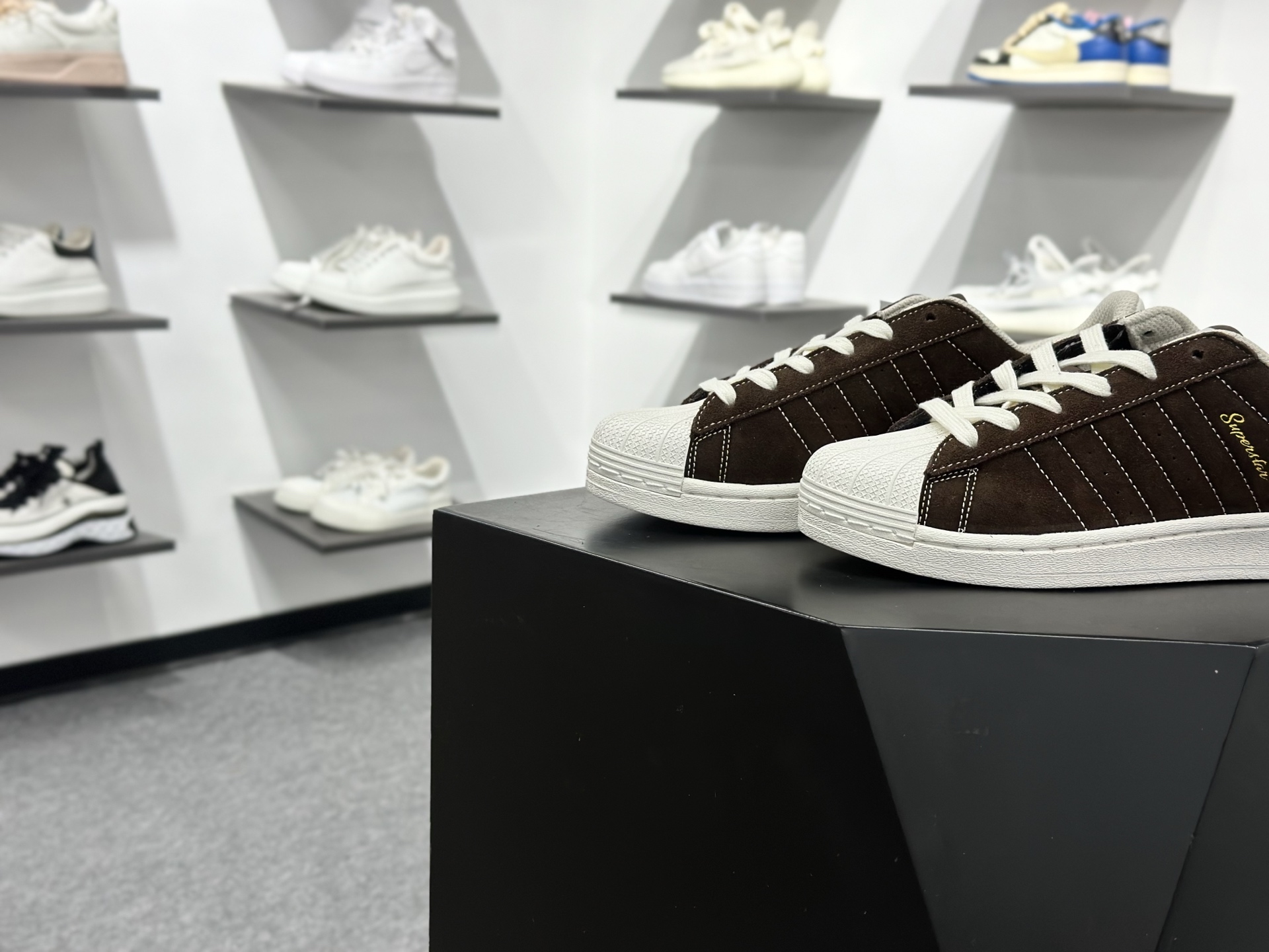 Adidas Originals Superstar 2025全新版本 贝壳头 IF7677