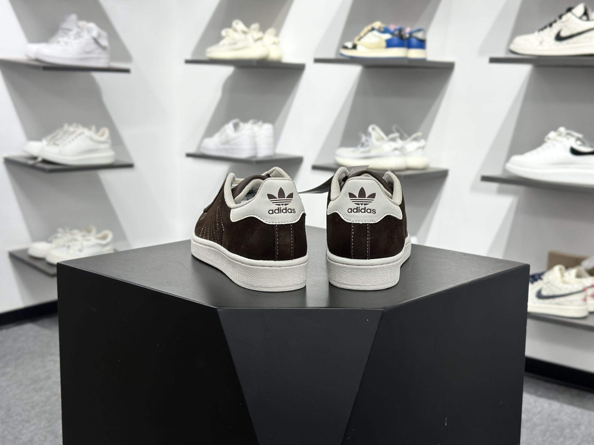 Adidas Originals Superstar 2025全新版本 贝壳头 IF7677