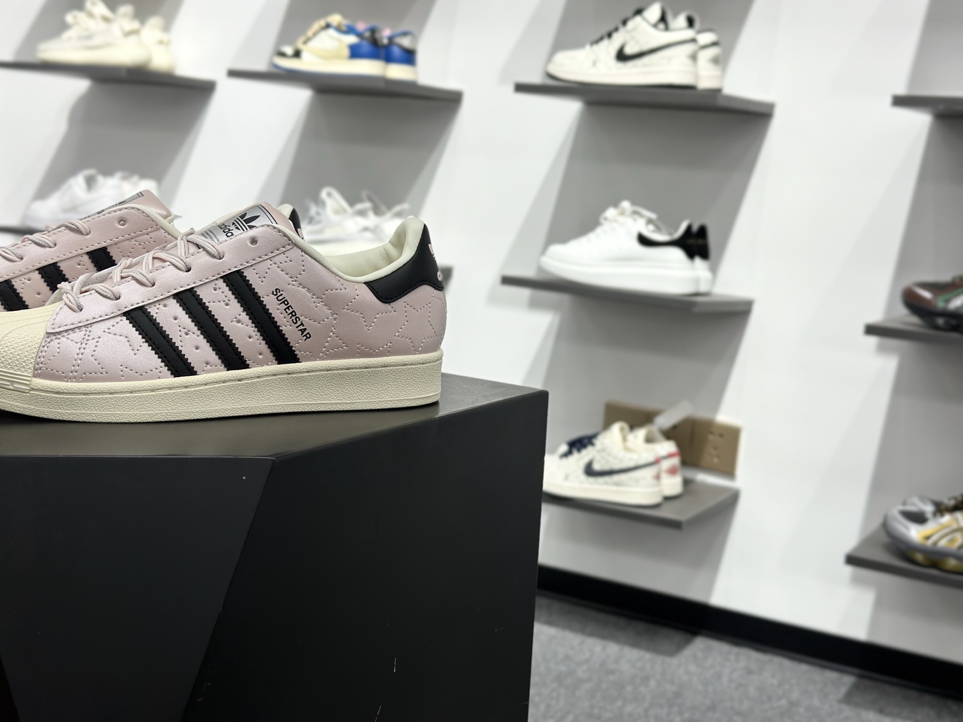 Adidas Originals Superstar 2025全新版本 贝壳头 JR6985