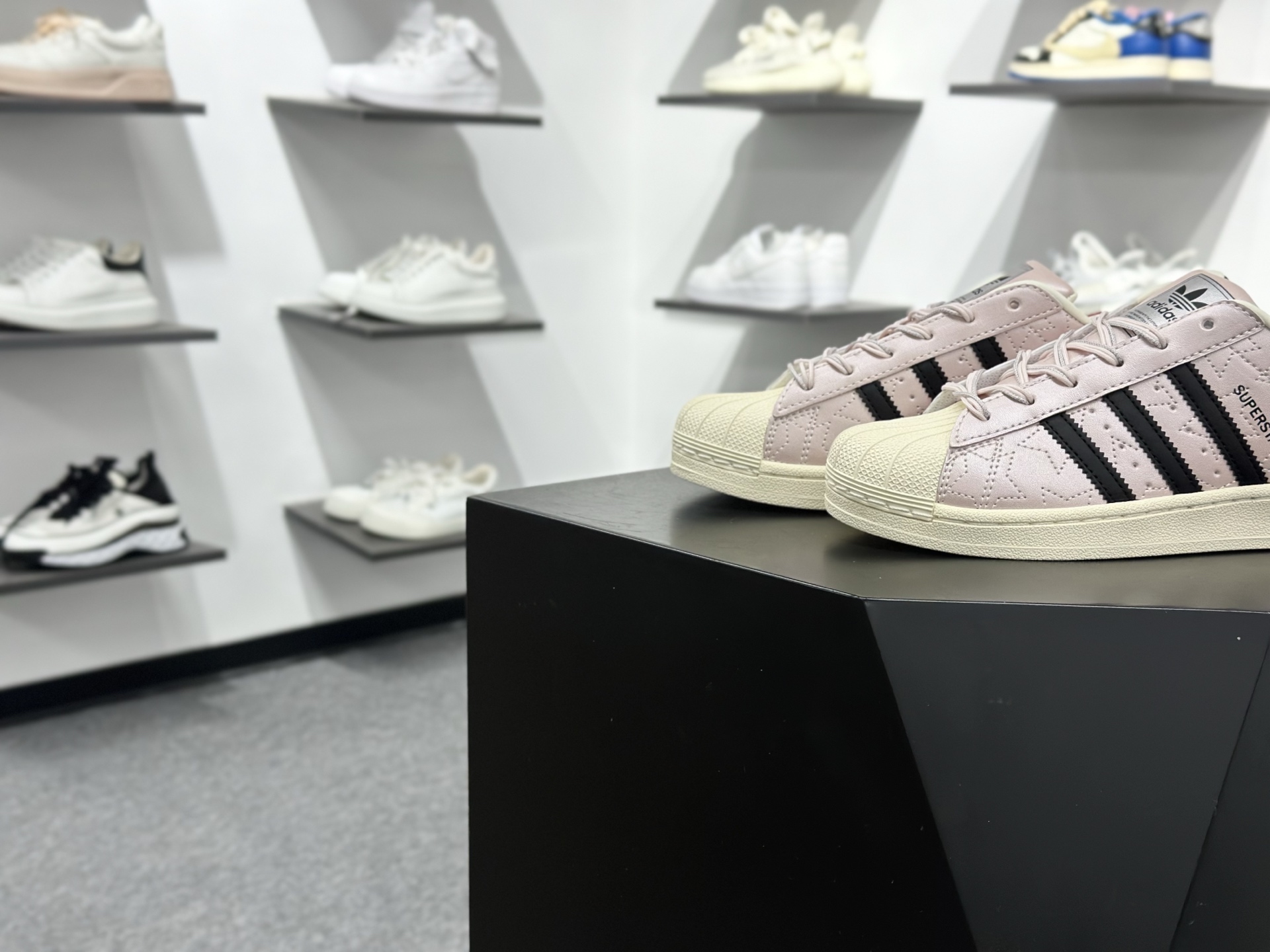 Adidas Originals Superstar 2025全新版本 贝壳头 JR6985
