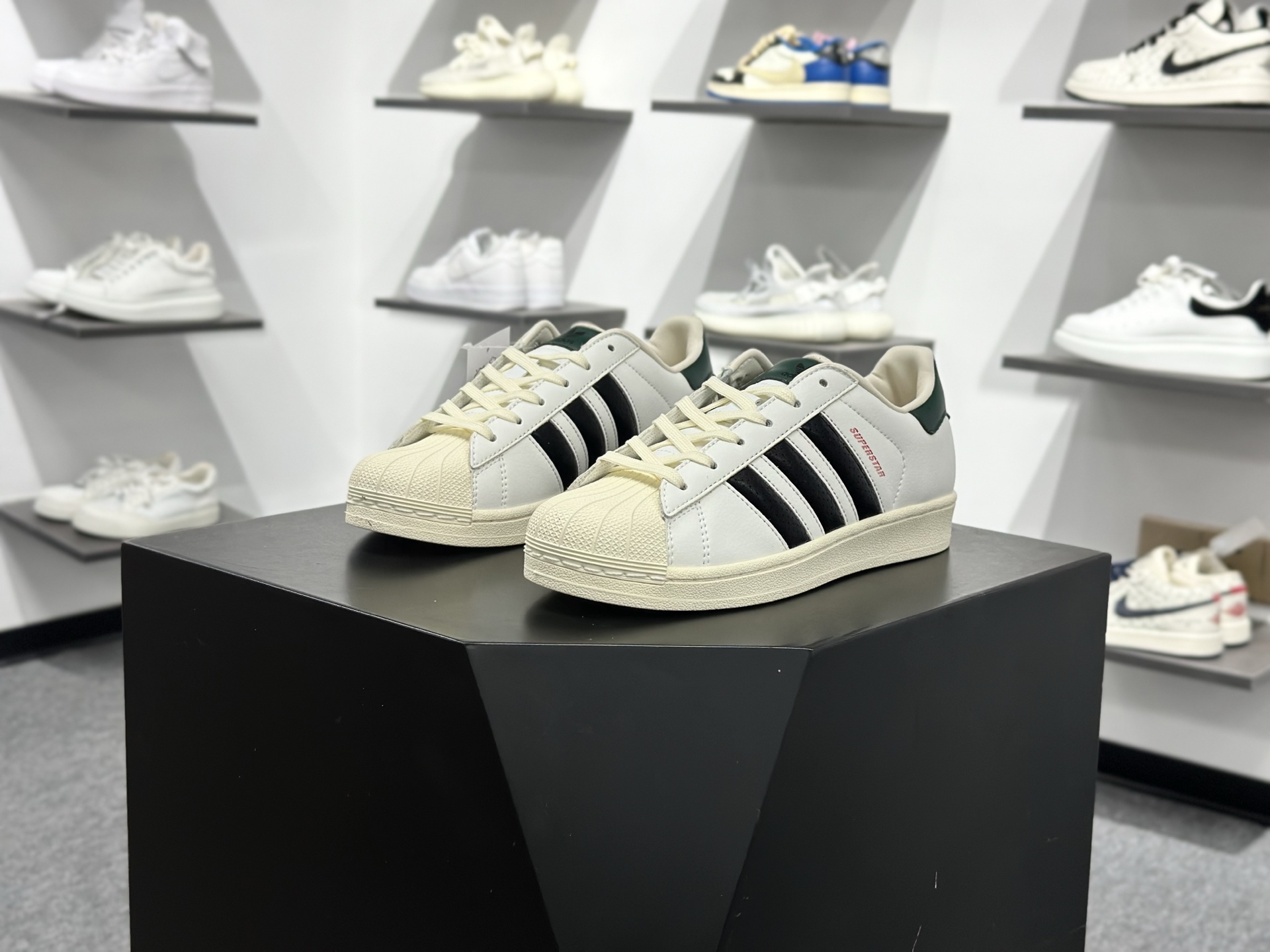 Adidas Originals Superstar 2025全新版本 贝壳头 JP9188