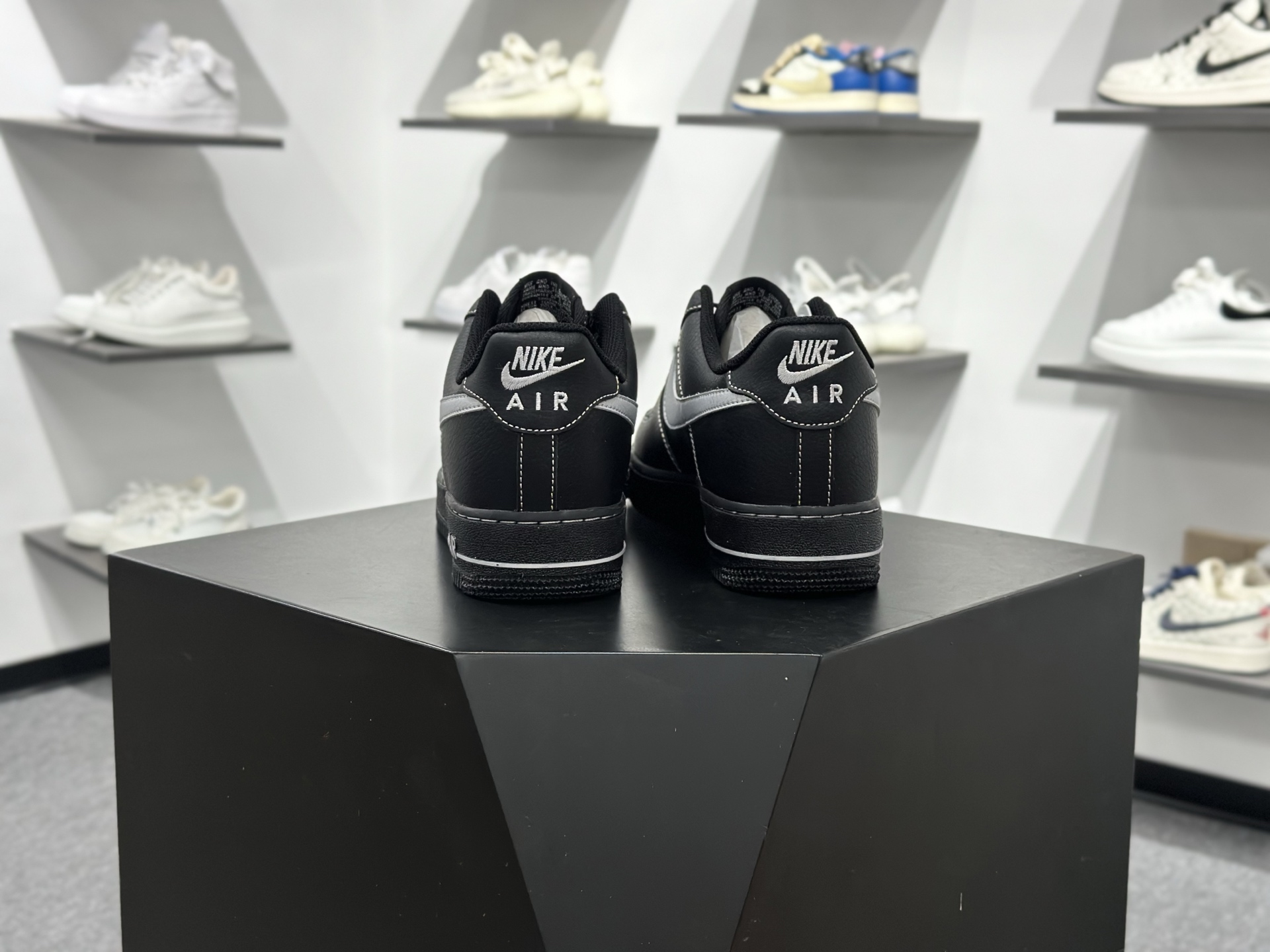 Nike Air Force 1 Low 黑银 ZH0316-154