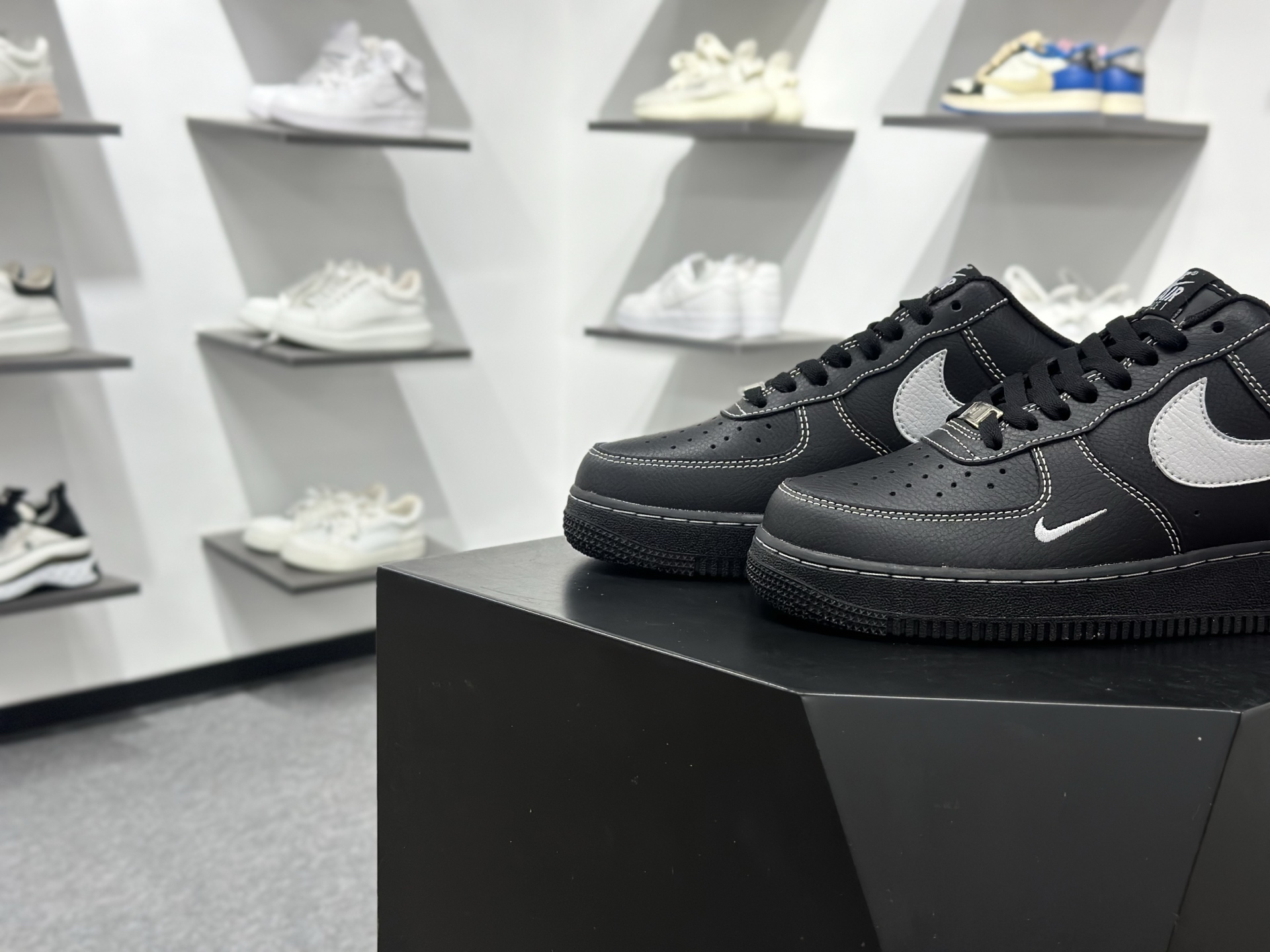 Nike Air Force 1 Low 黑银 ZH0316-154