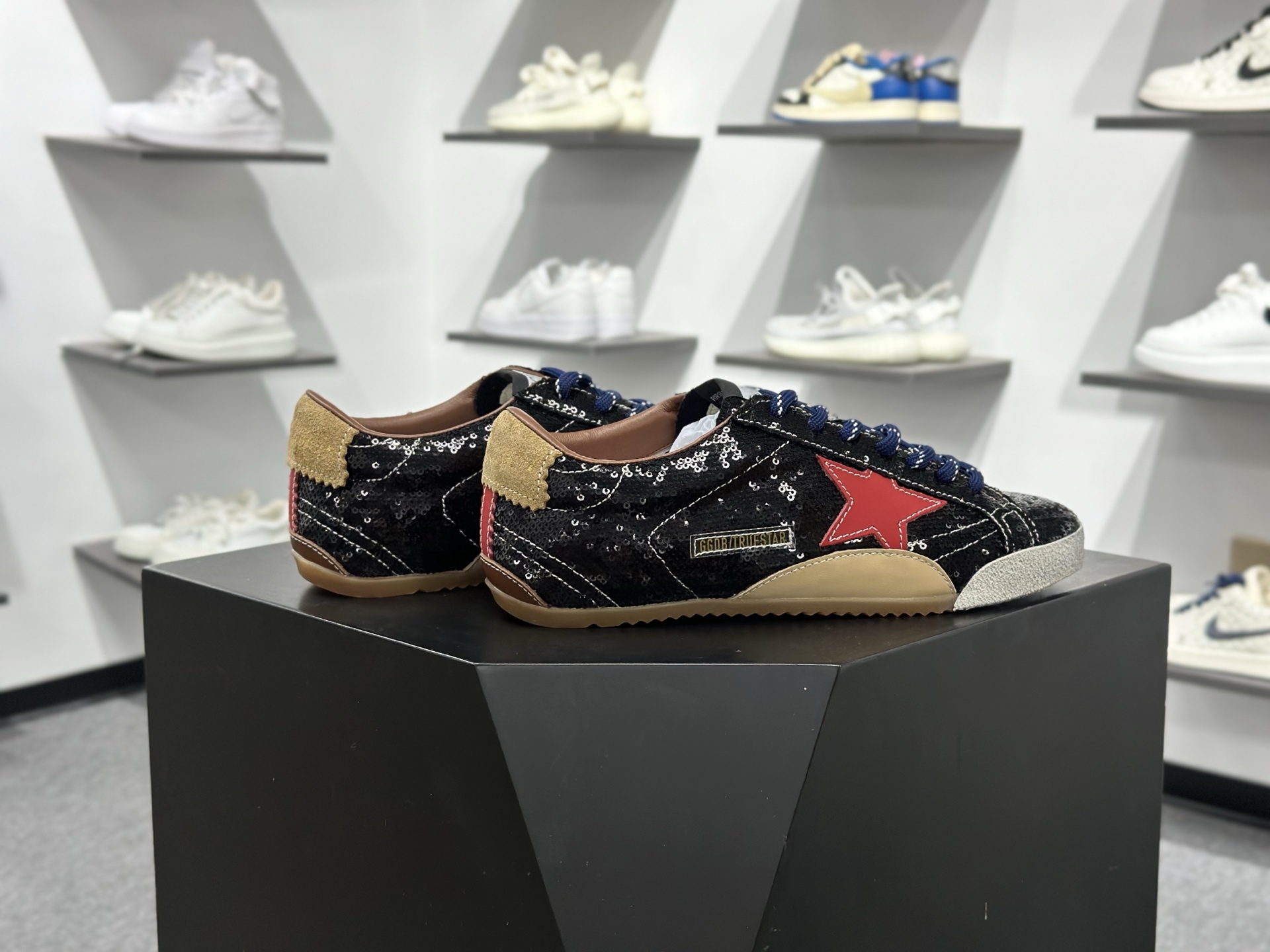 Golden Goose True Star 25s最新款 Golden Goose True Star 25s最新款