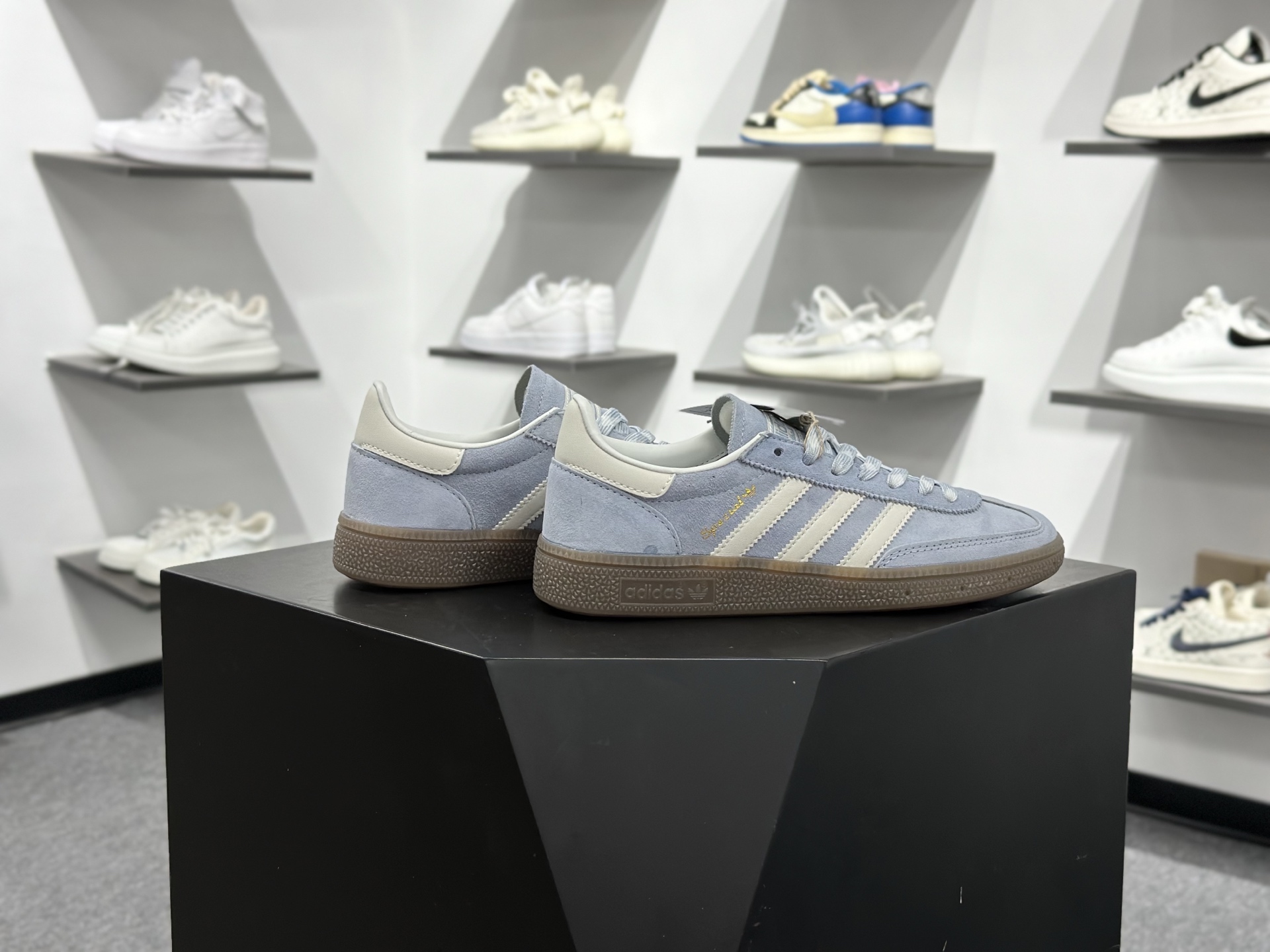 Adidas Samba 桑巴舞街头系列德训运动板鞋 KI5933 Adidas Samba 桑巴舞街头系列德训运动板鞋 KI5933