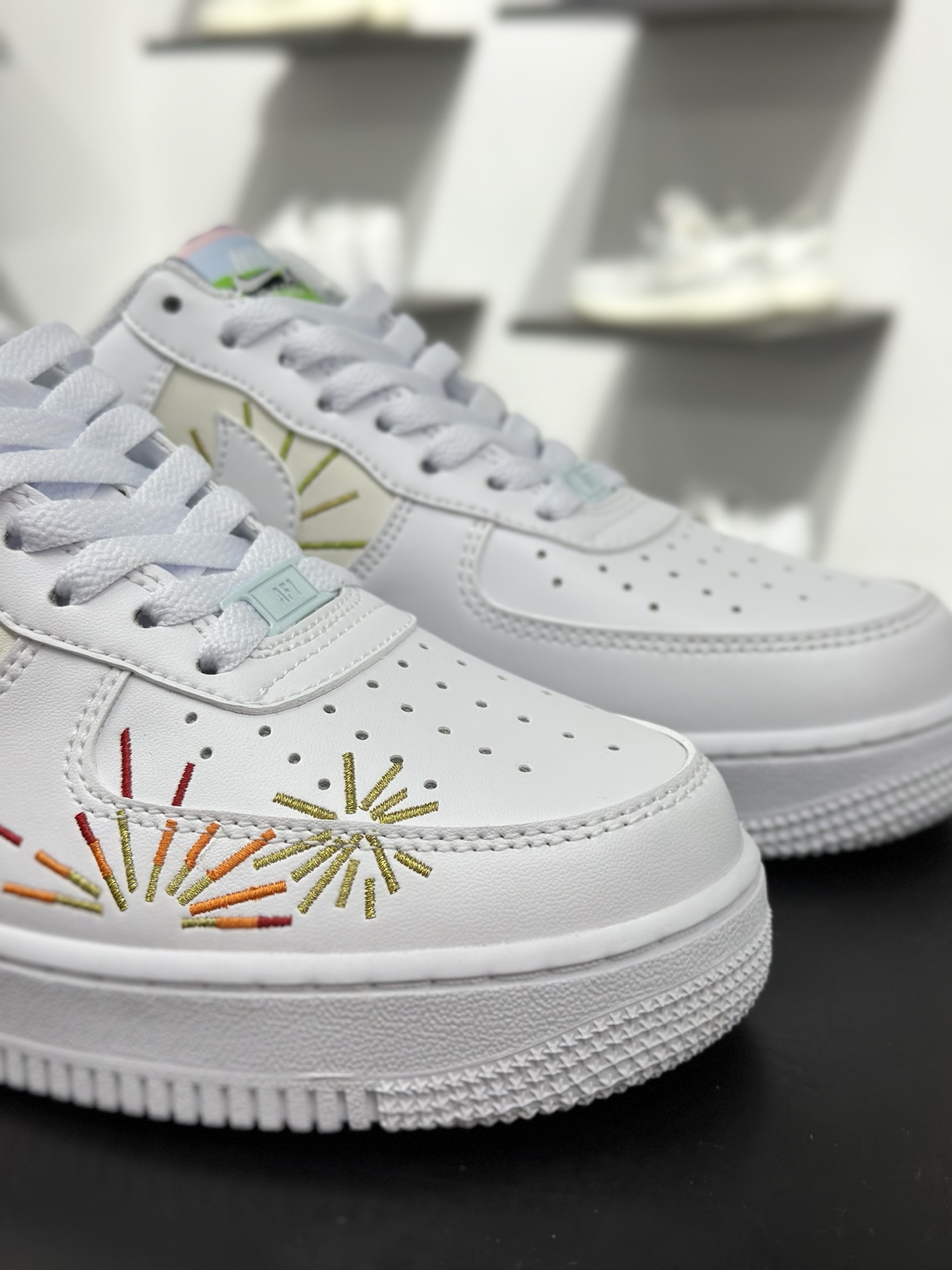 Nike Air Force 1 Low 07 马年限定 米白 IQ1133-111 Nike Air Force 1 Low 07 马年限定 米白 IQ1133-111