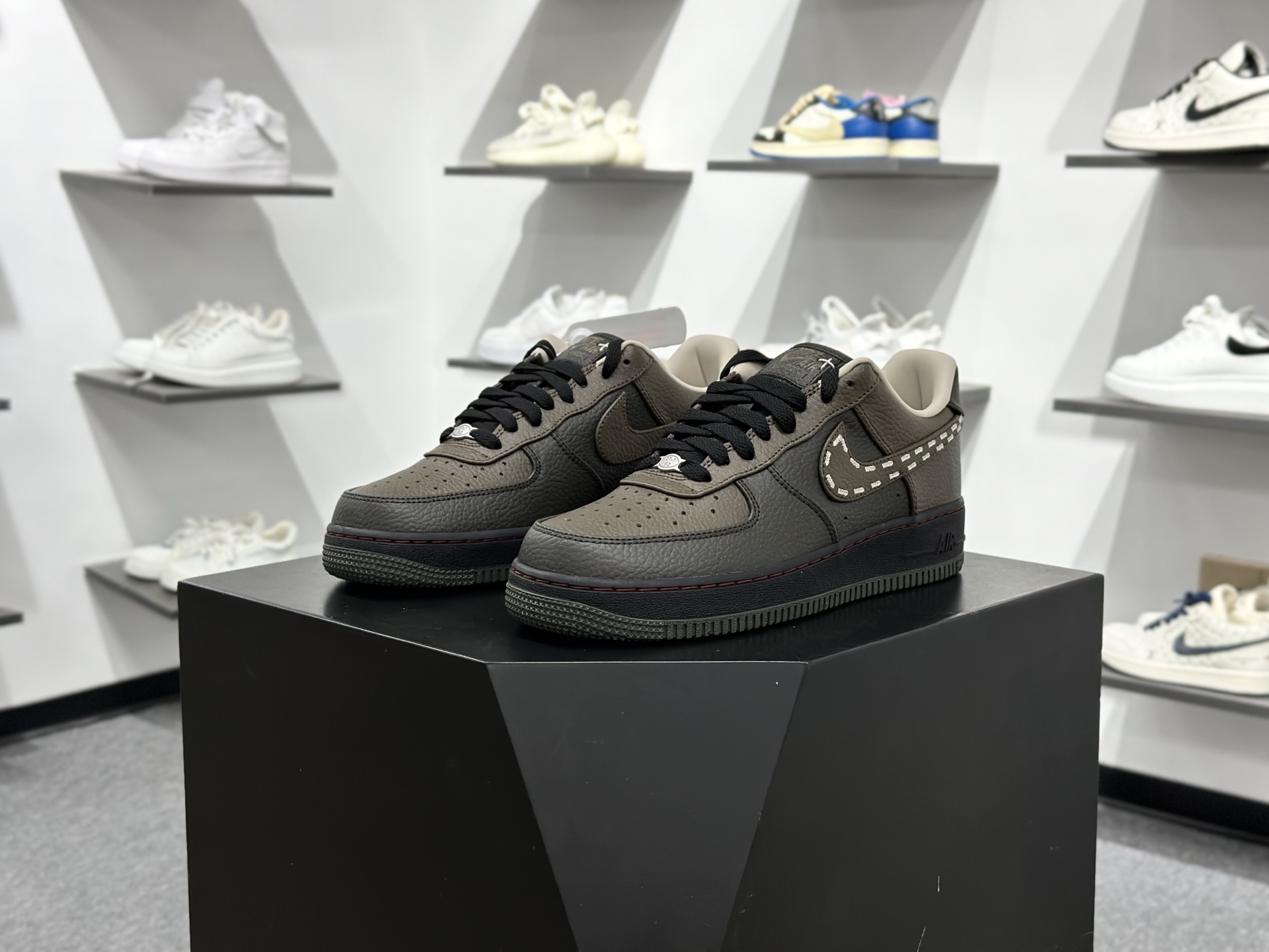Nike Air Force 1 Low 07 棕绿荔枝纹 IQ1122-320 Nike Air Force 1 Low 07 棕绿荔枝纹 IQ1122-320