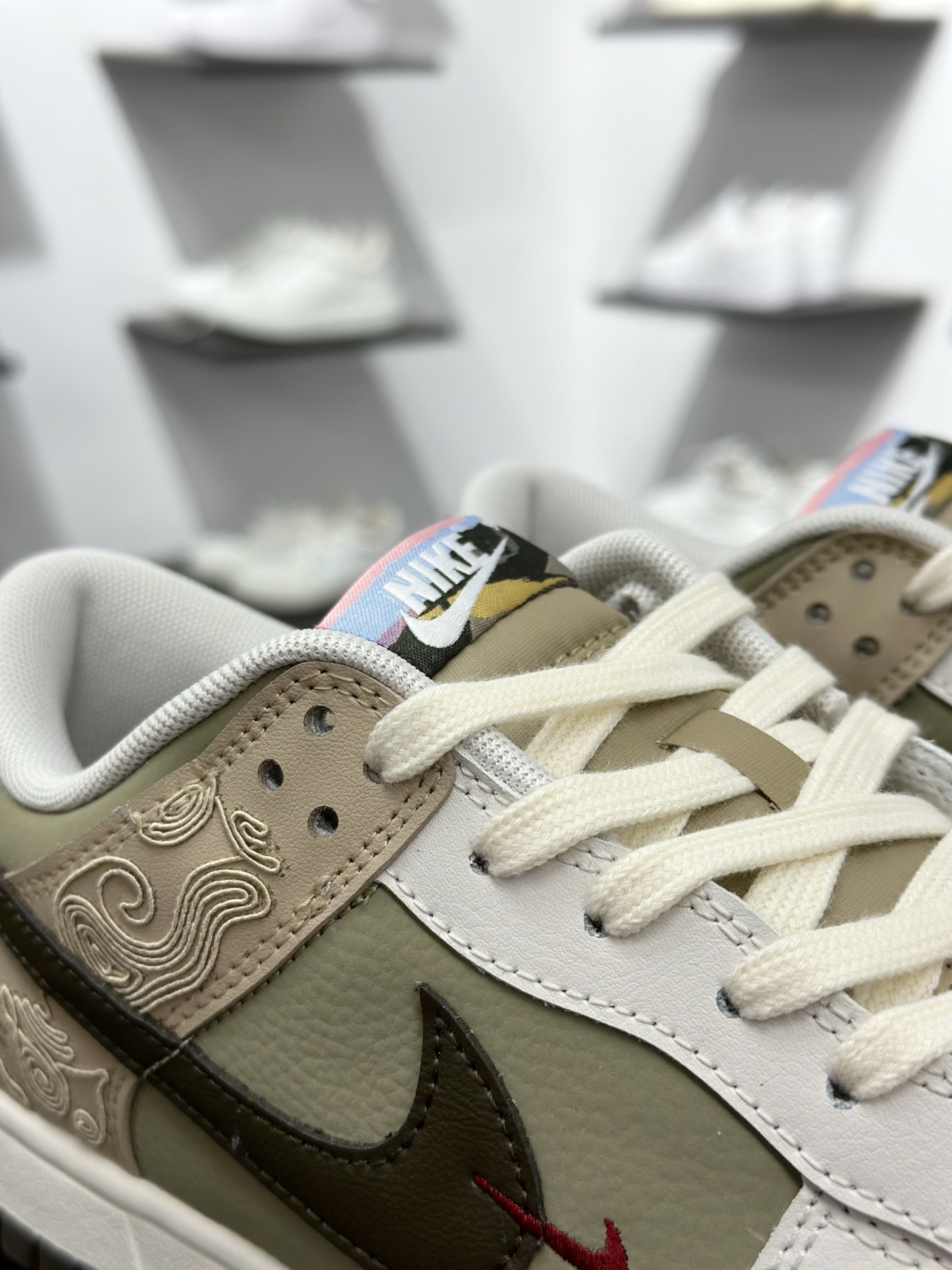 Nike Dunk Low Retro ‘DIY高端定制’耐克 低帮休闲运动板鞋 IQ1118-220 Nike Dunk Low Retro ‘DIY高端定制’耐克 低帮休闲运动板鞋 IQ1118-220