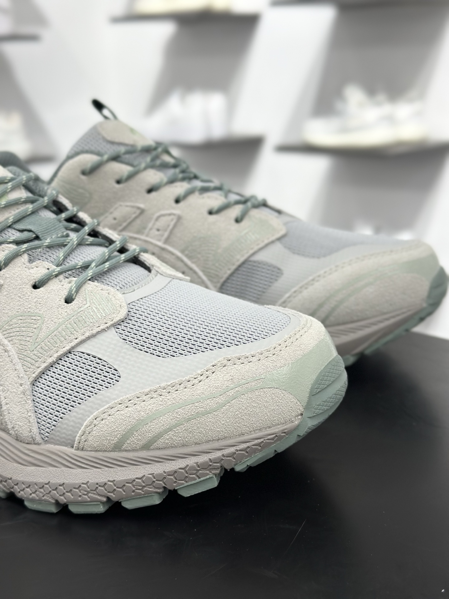 Asics Gel-1130 复古单品 采用透气网眼布鞋面材质 1203A444-020